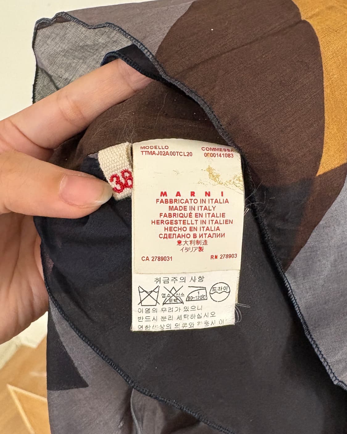 마르니 멀티 패치워크 그래픽 슬리브리스 상품이미지8