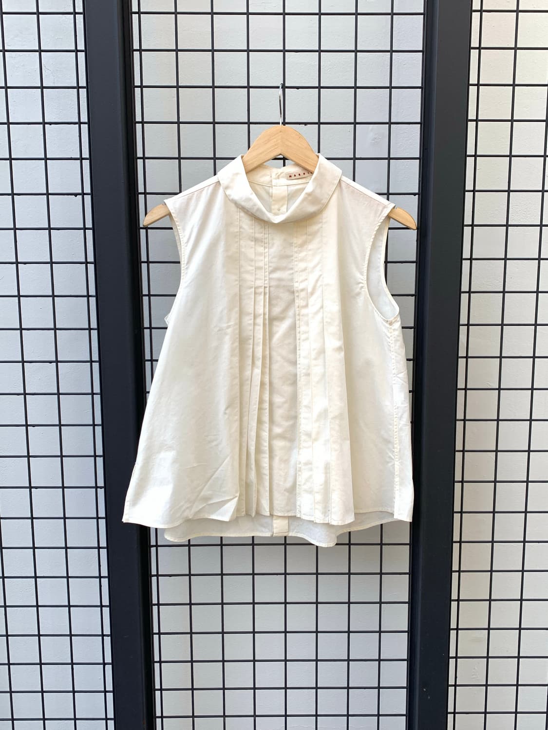 마르니 유니클로 슬리브리스 블라우스 상품이미지1