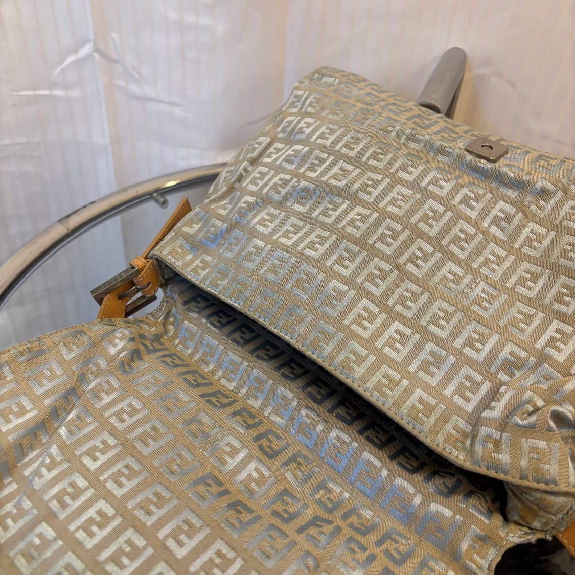 정품 펜디 주카 맘마 숄더백     상품이미지8