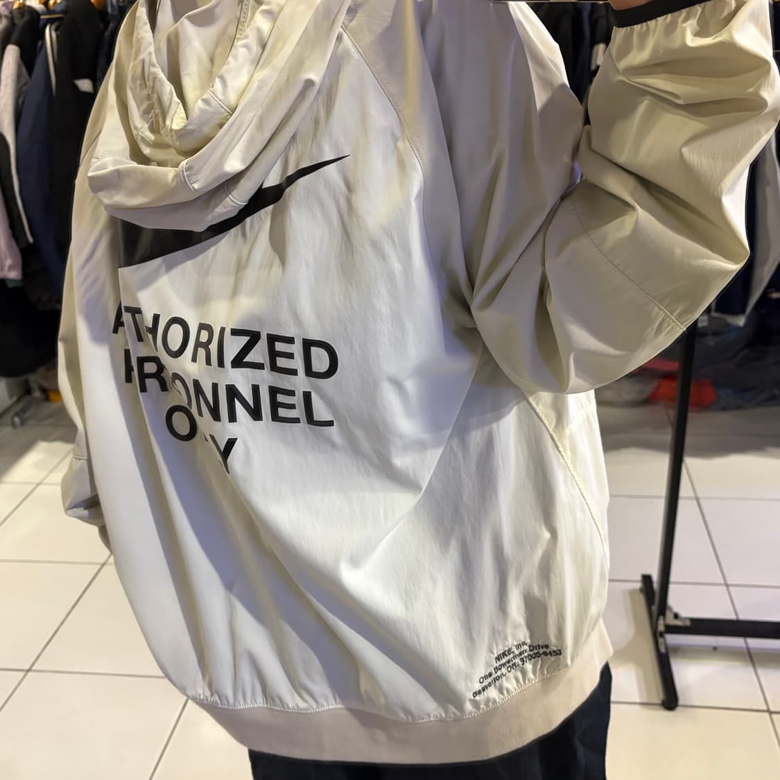 나이키 우븐 언라인드 백로고 후드 아노락 상품이미지2