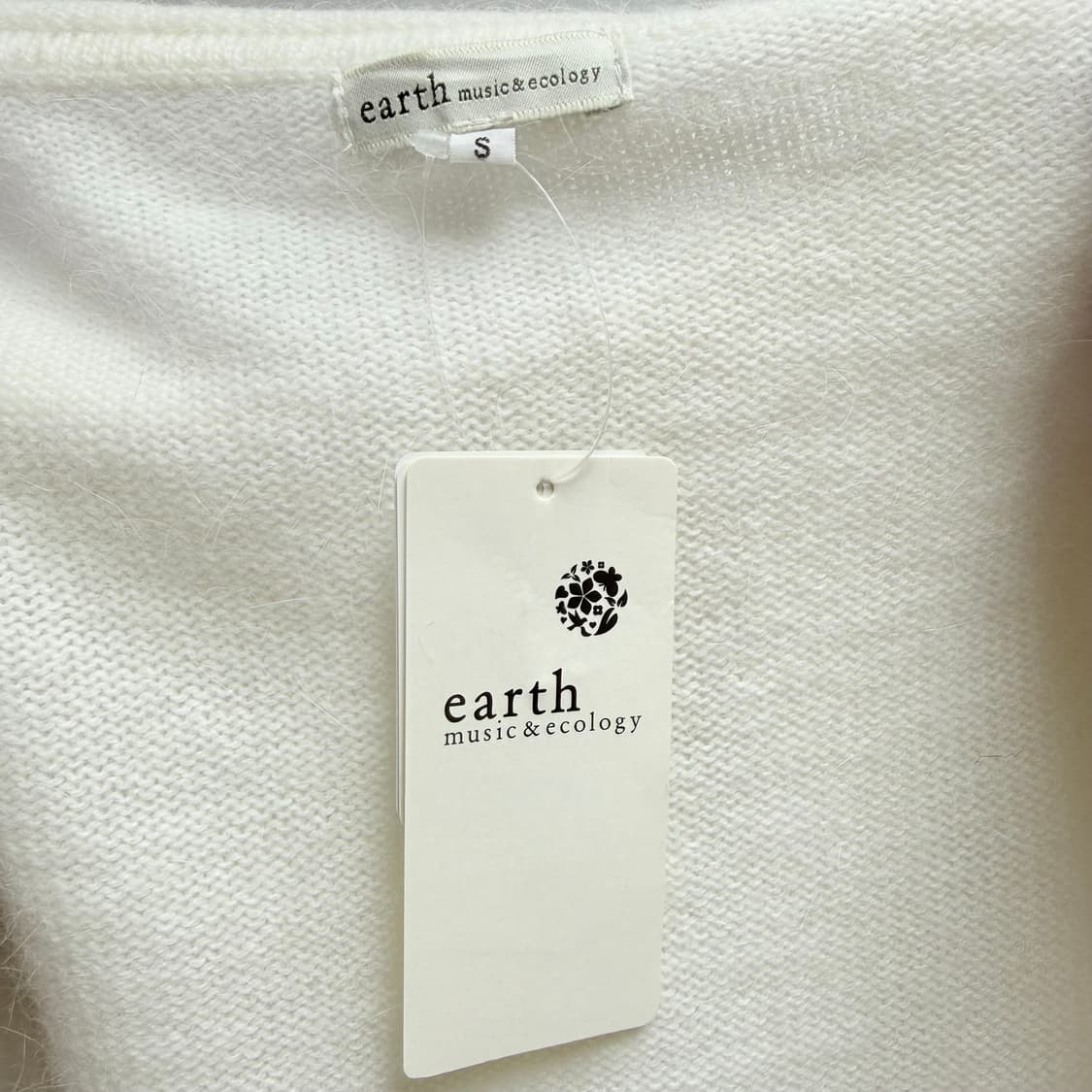 [새상품] 어스뮤직 앙고라 니트 S 상품이미지6