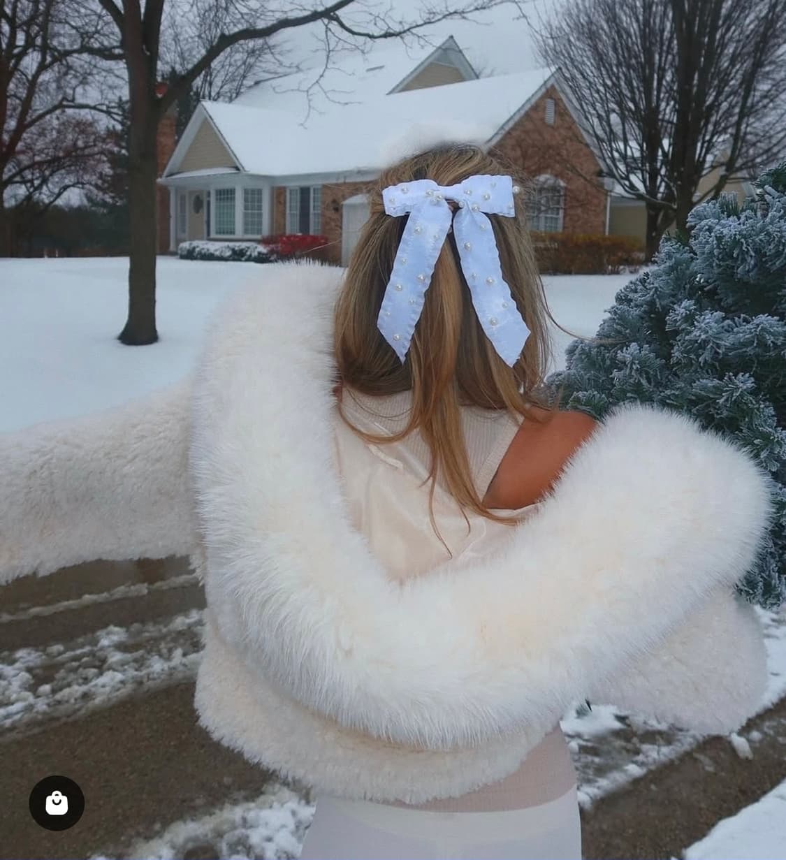 새상품) 해외브랜드 퍼 후드 자켓 블랙 상품이미지3