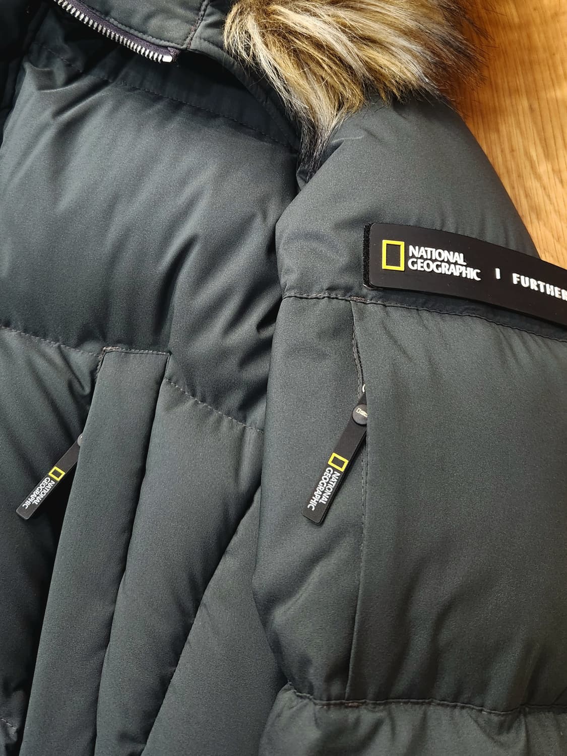 내셔널지오그래픽 유니섹스 카이만 구스롱패딩 상품이미지5