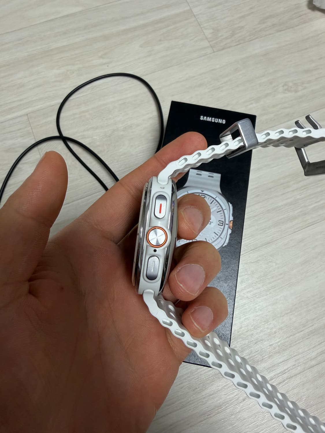 갤럭시워치 울트라 화이트 상품이미지2