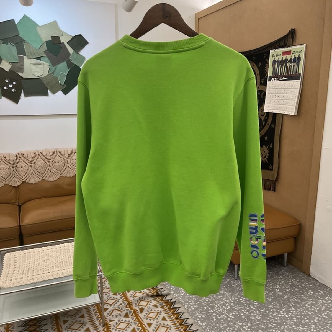 엄브로 올드스쿨 락 펑크 키치 네온그린 맨투맨 M C11026 상품이미지4