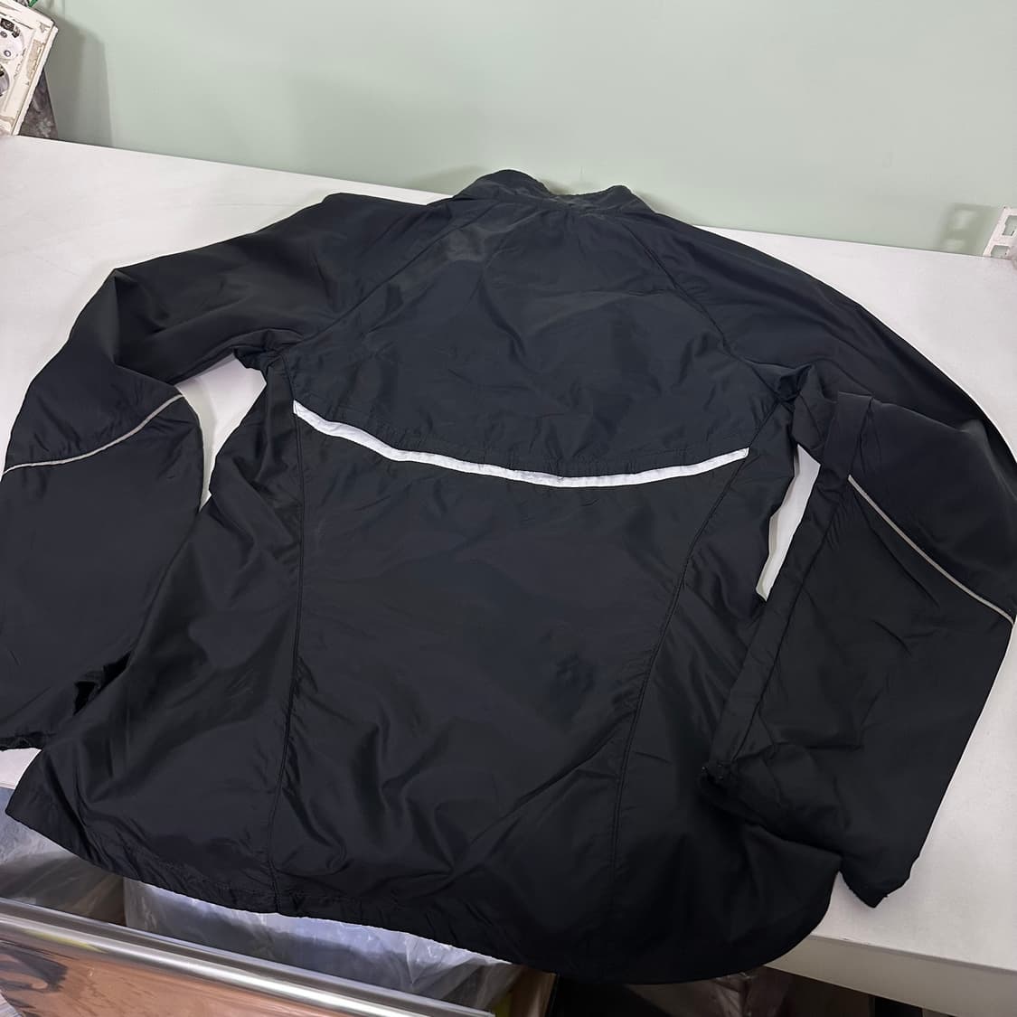 우먼S 나이키런닝 블랙 스카치 트레이닝 경량런닝바막 상품이미지4