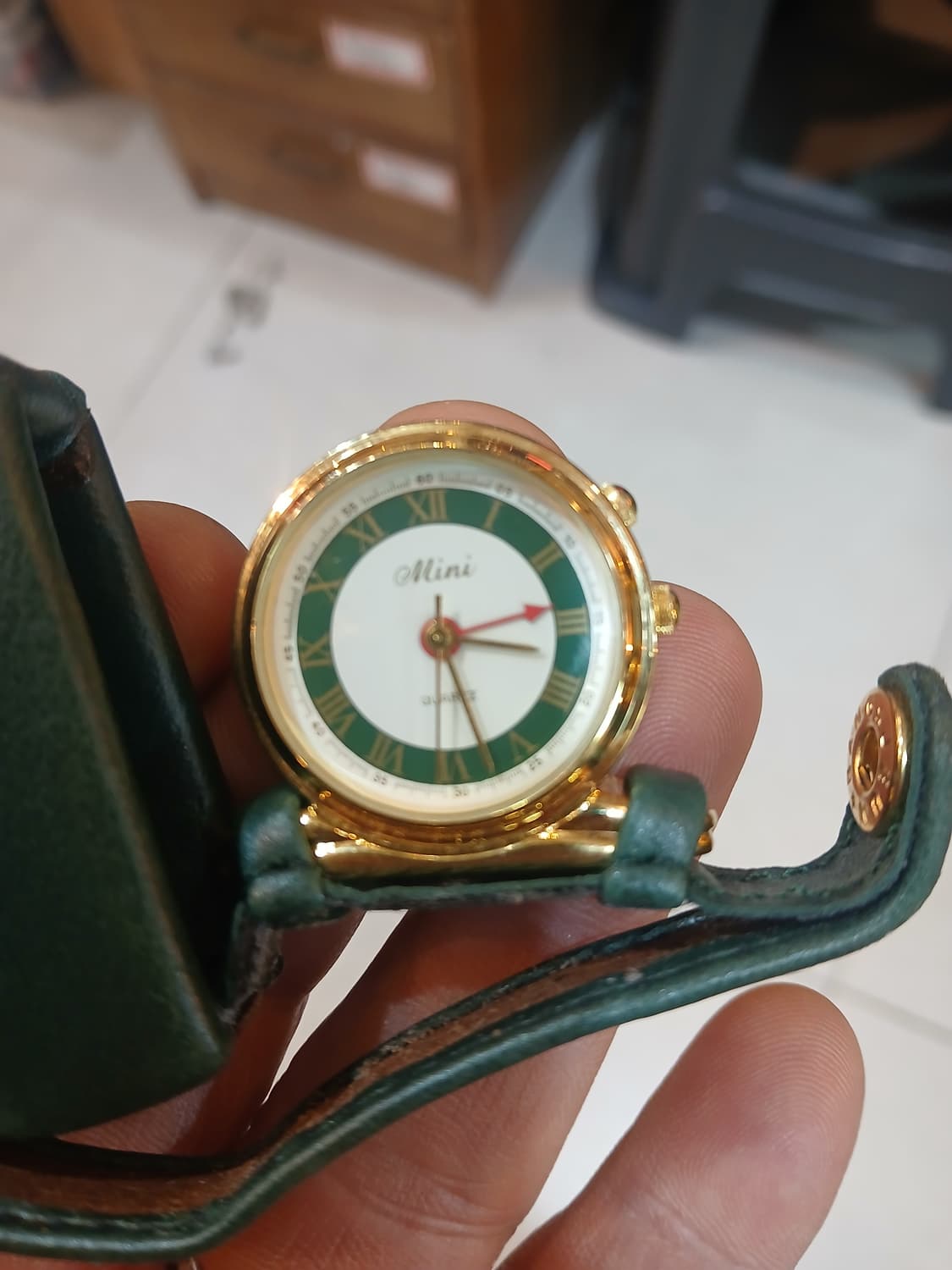 80s 빈티지 여행용 알람 쿼츠 시계 상품이미지2