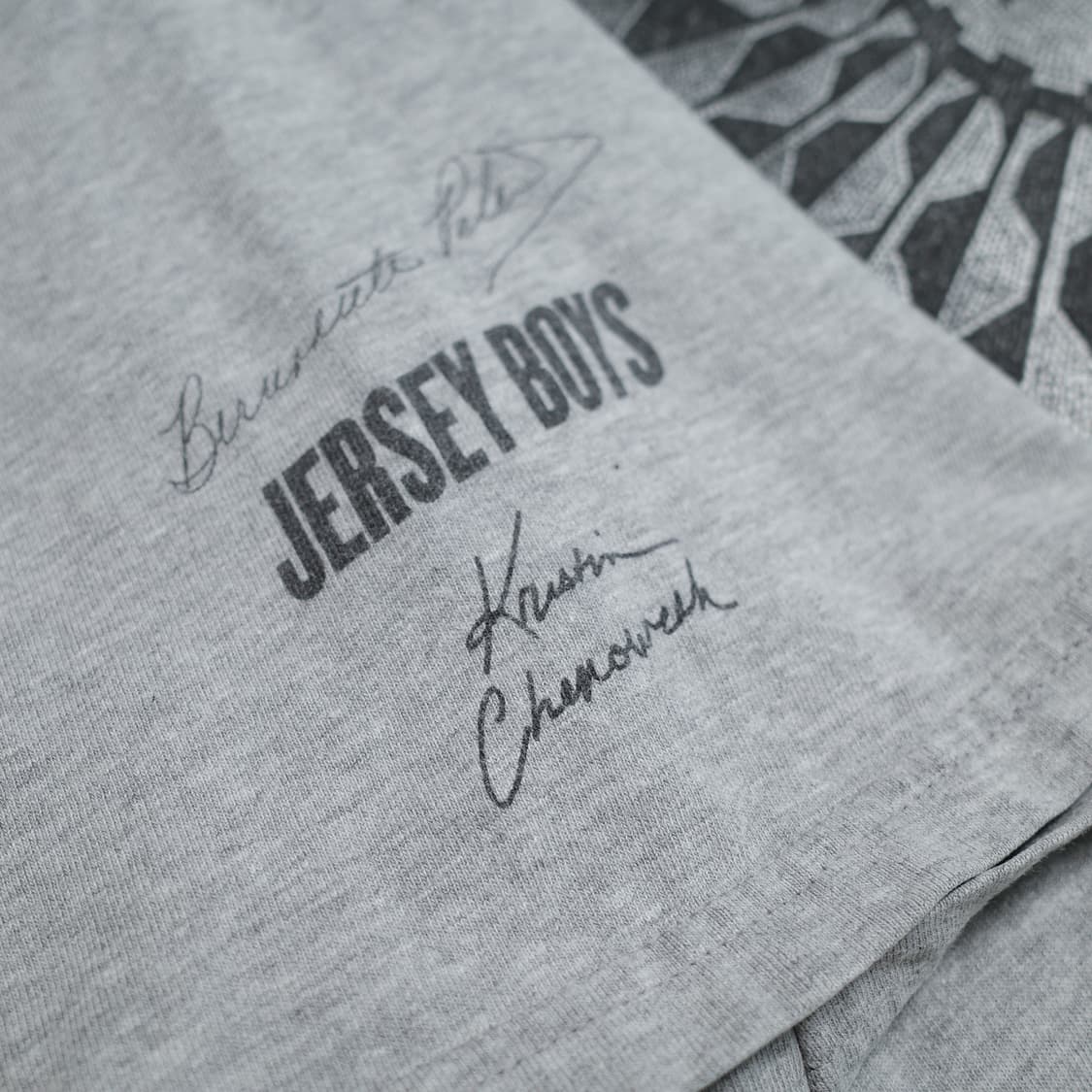 헤인즈 Jersey Boys 공연 기념 비피 티셔츠 상품이미지4