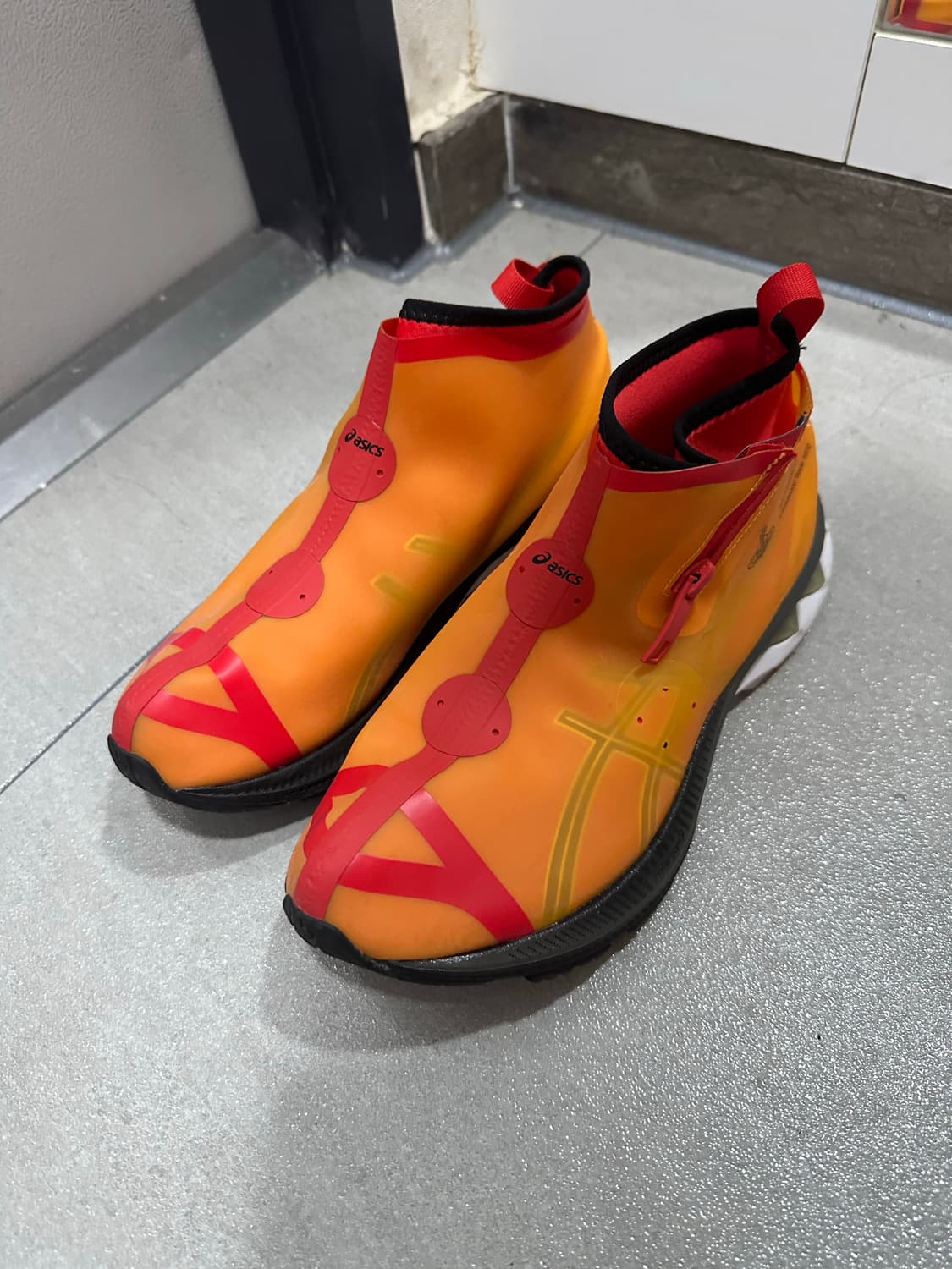 아식스 x 비비안웨스트우드 콜 라보 젤카야노 27LTX 상품이미지2