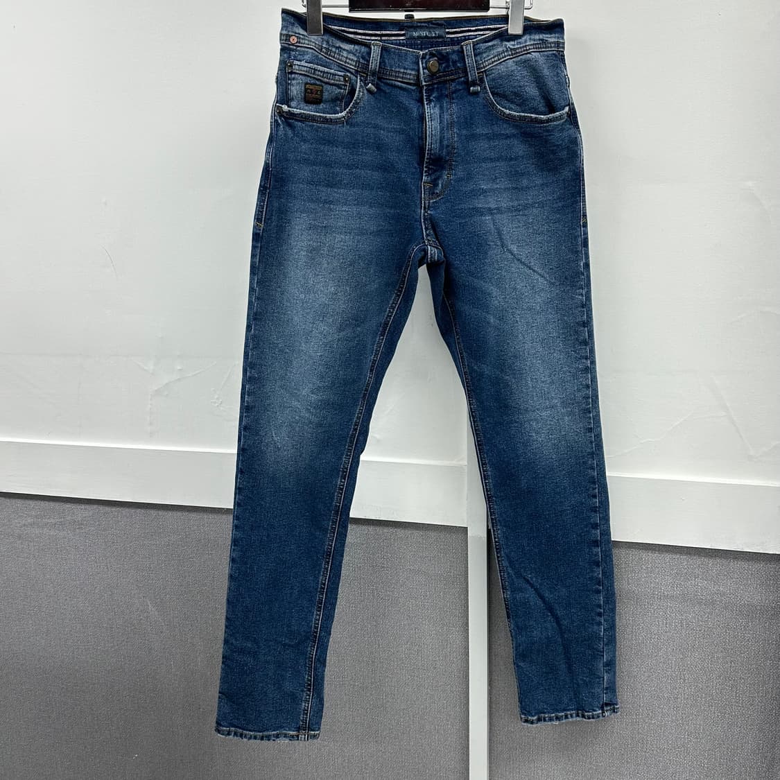 McSTUART 맥스튜어트 중청 워싱 스판 청바지 30 상품이미지1