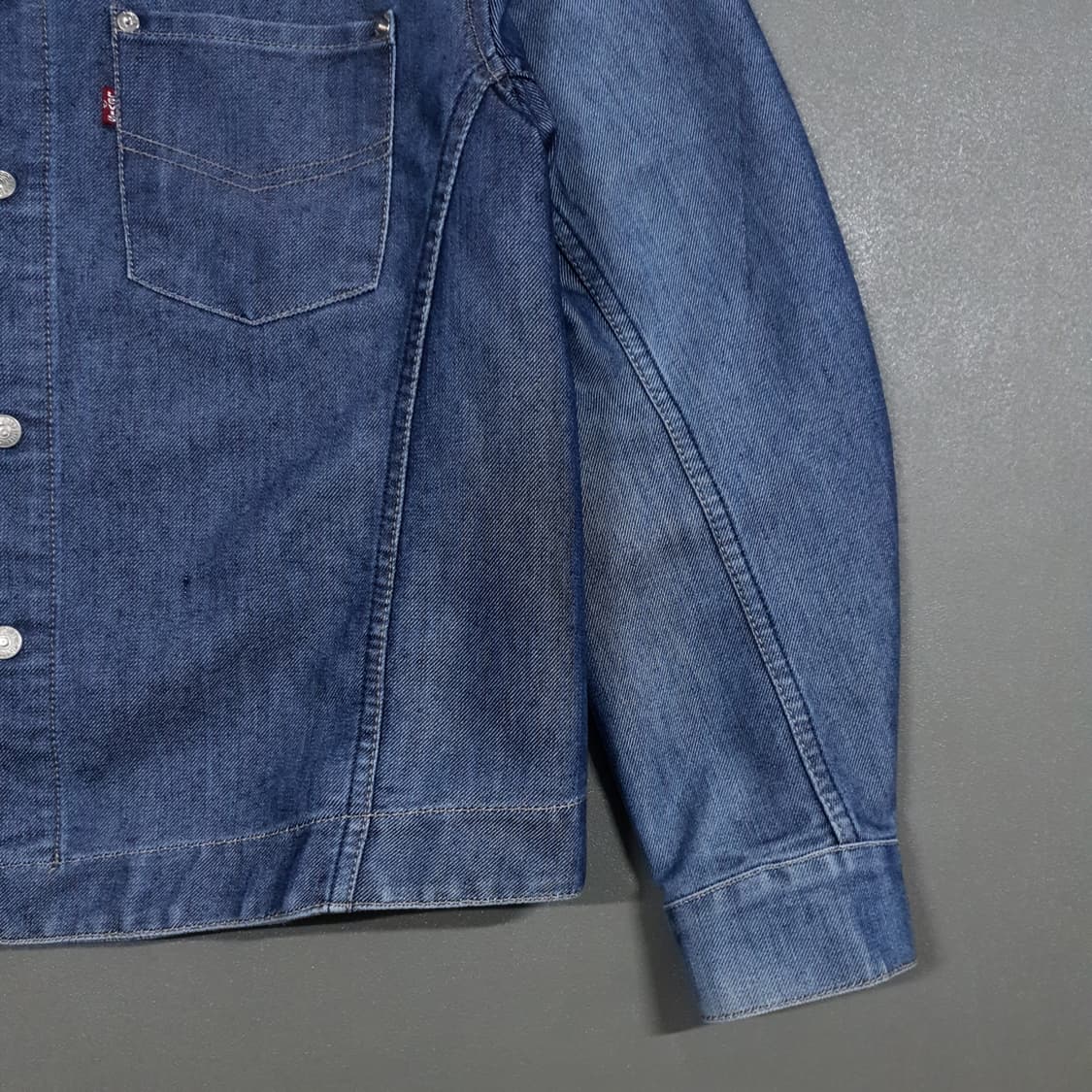 L (100) 리바이스 엔지니어드 진 포켓 데님 트러커 청자켓 상품이미지4