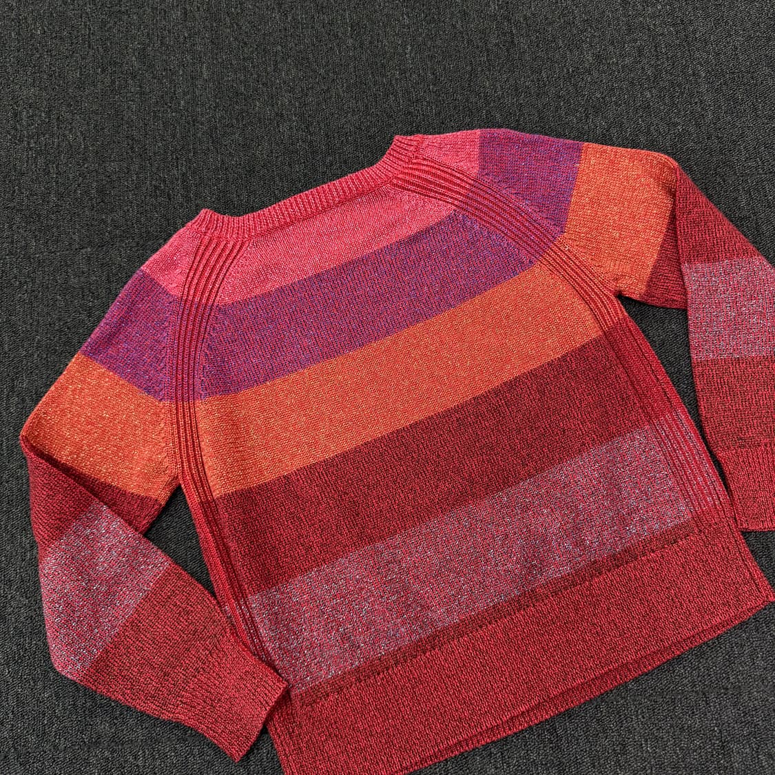 드리스반노튼 메탈릭 니트  상품이미지7