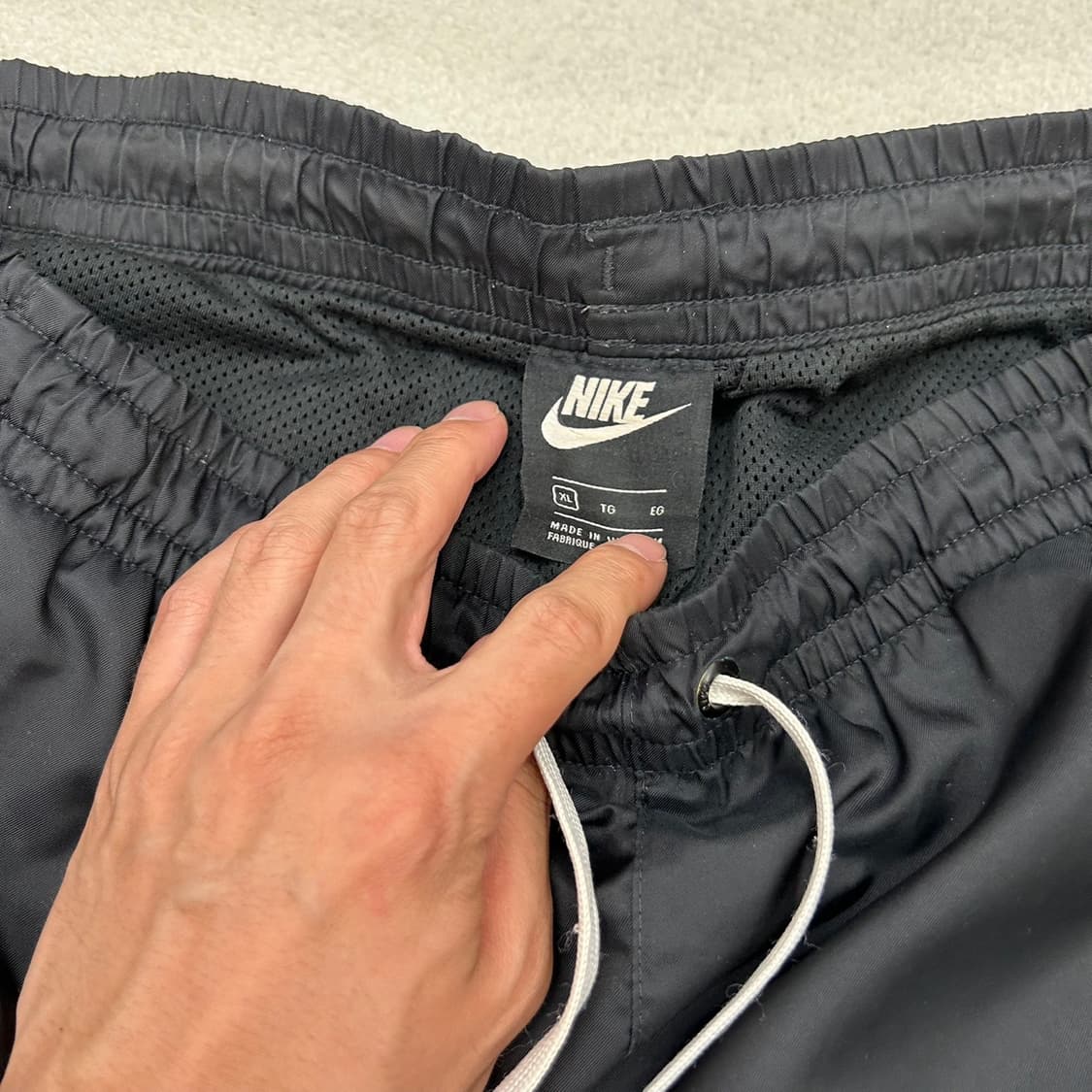 Nike black woven flow shorts 상품이미지6