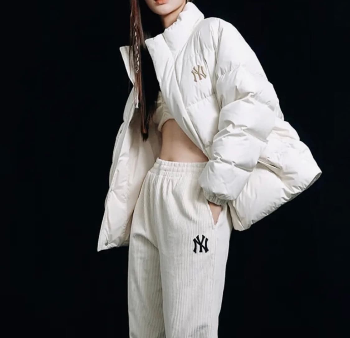 MLB 엠엘비 메가로고 푸퍼 숏패딩 NY 상품이미지3