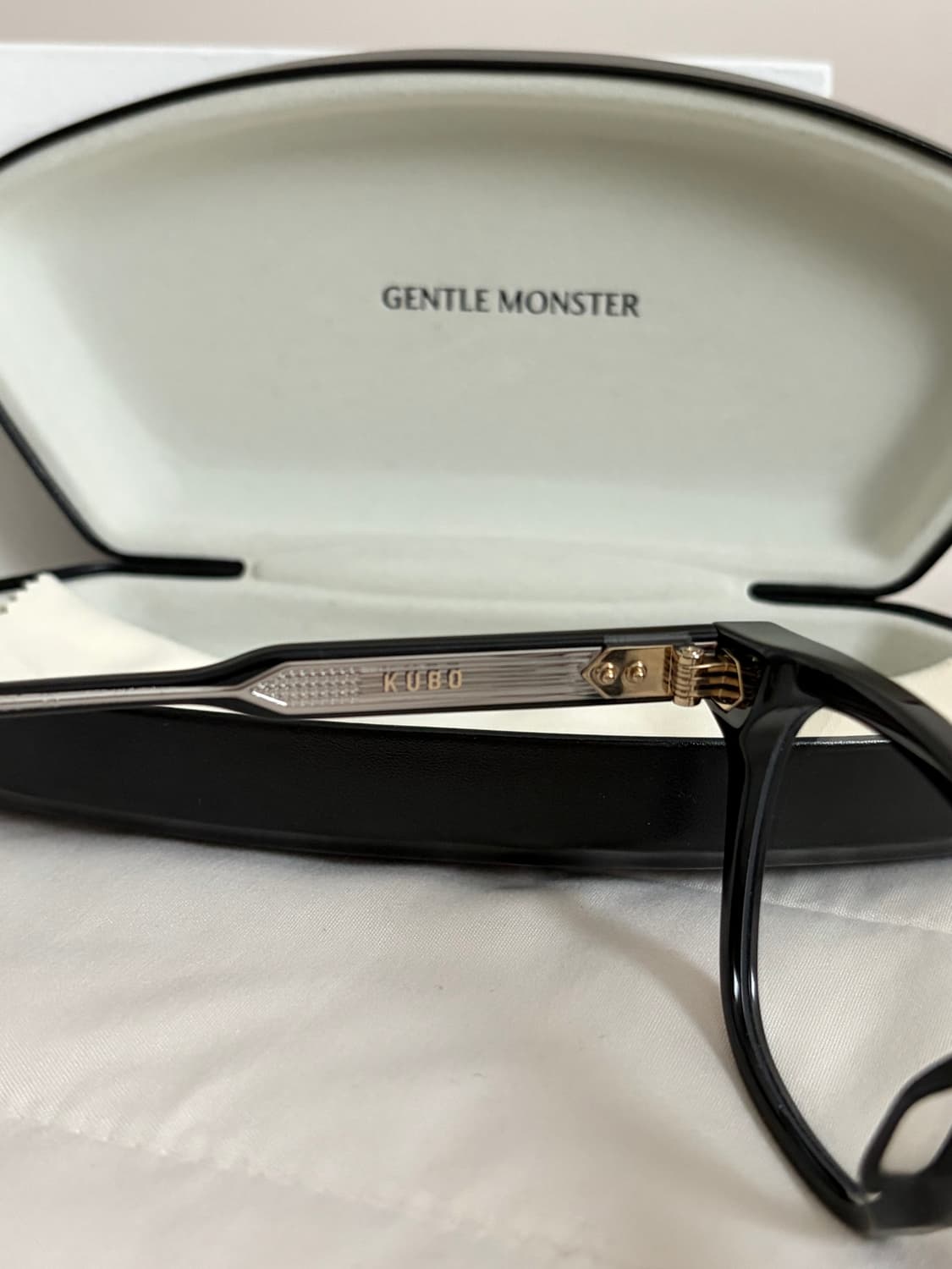 젠틀몬스터 쿠보01 풀박 상품이미지4