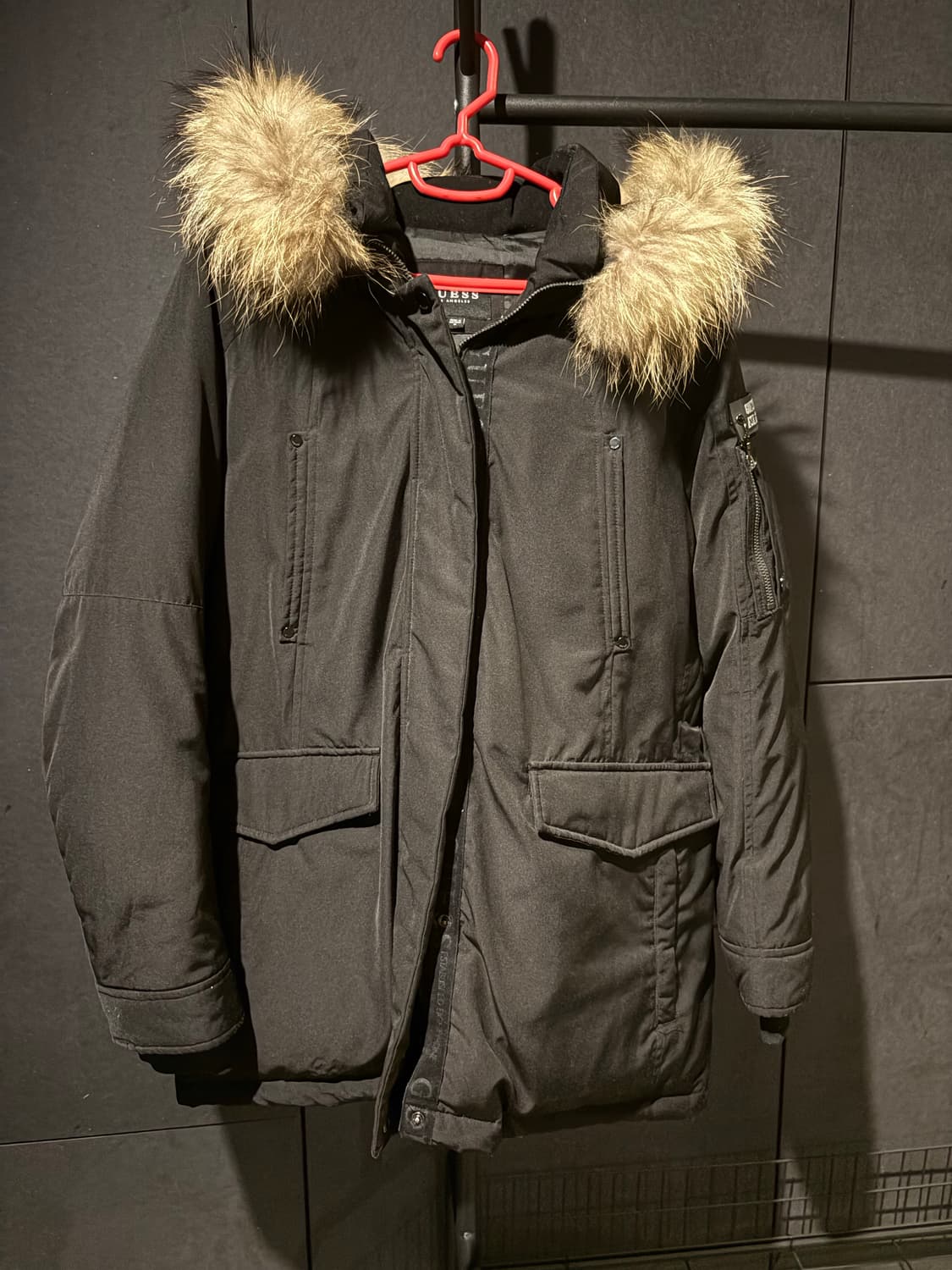 [중고/M] 게스 여성용 패딩 파격가 급처 상품이미지7