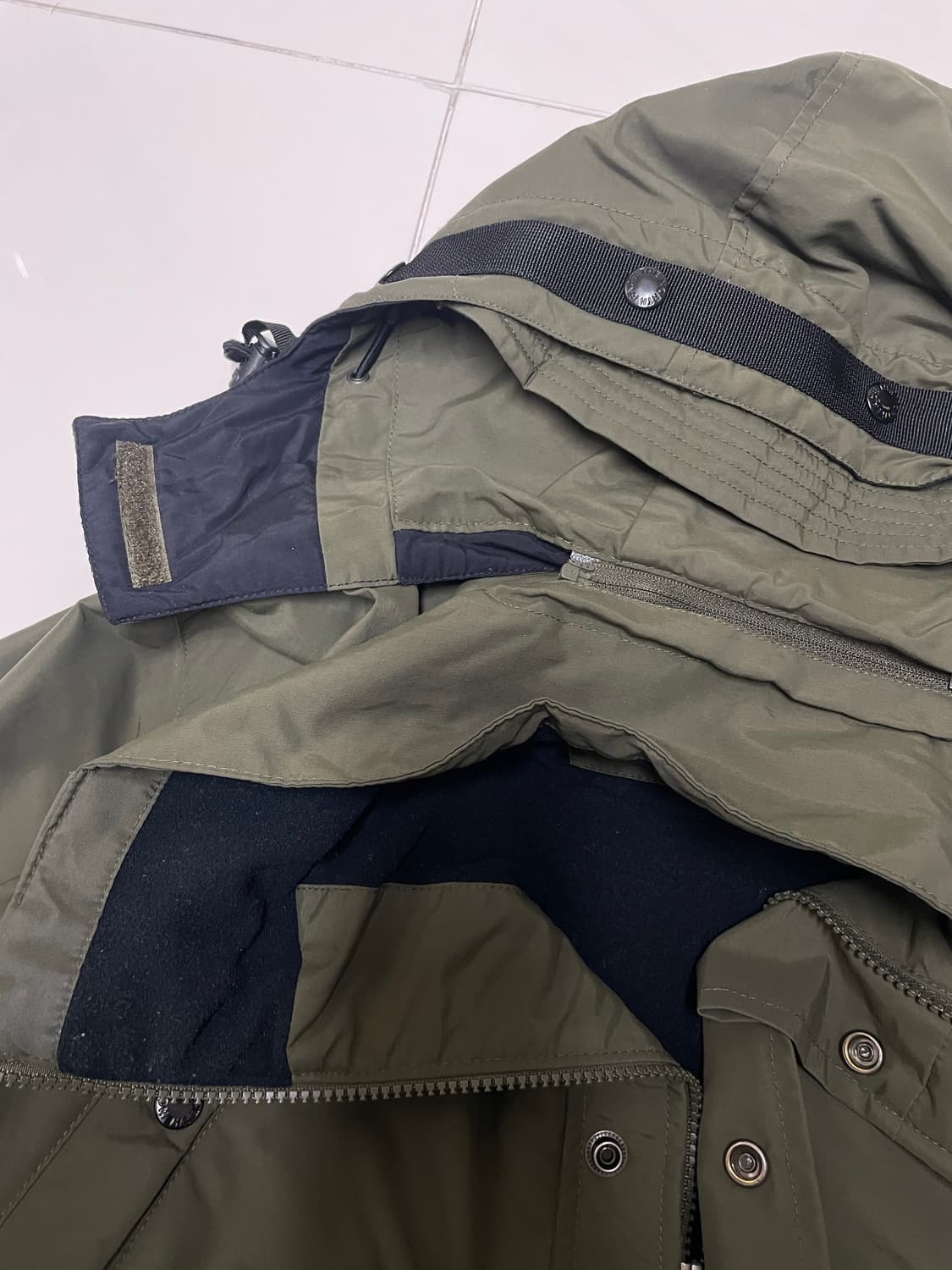 노스페이스 화이트라벨 여성 아웃도어 고어텍스 자켓 M 카키 상품이미지3