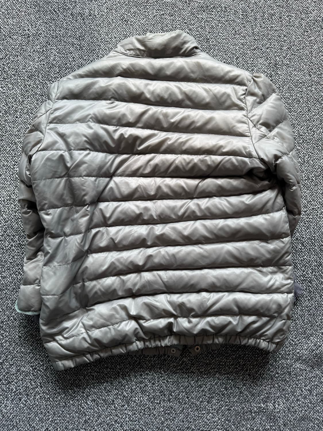 몽클레어 프릴 디테일 경량패딩 상품이미지10