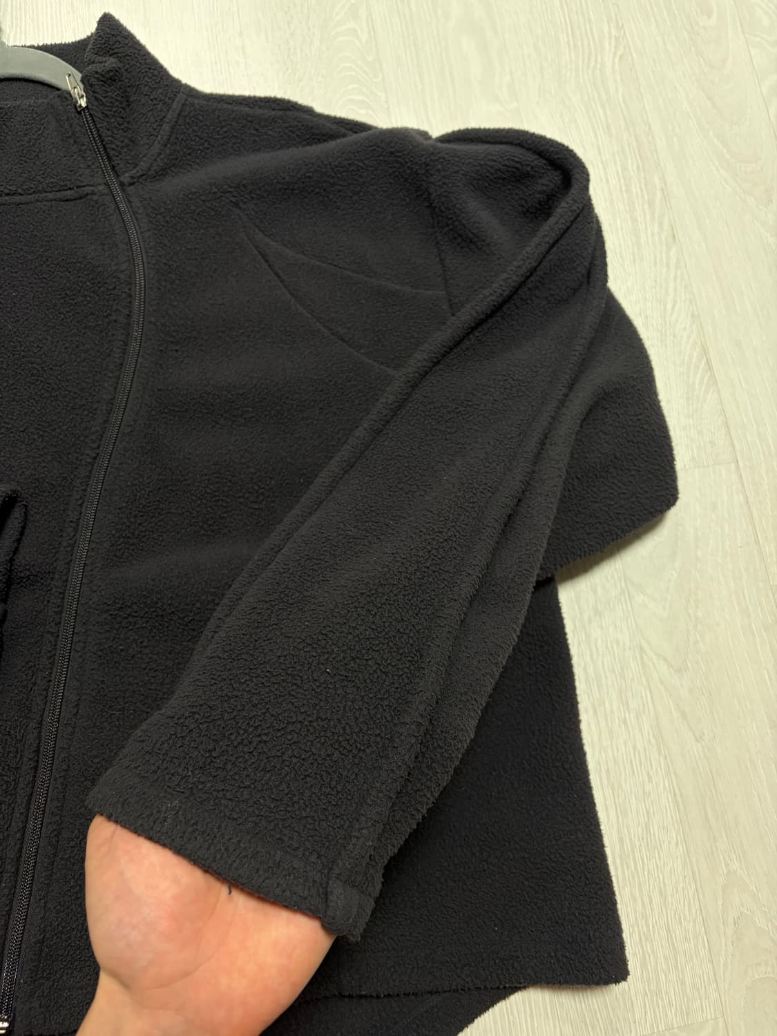 9999아카이브 플리스 차콜 L 사선지퍼 상품이미지3