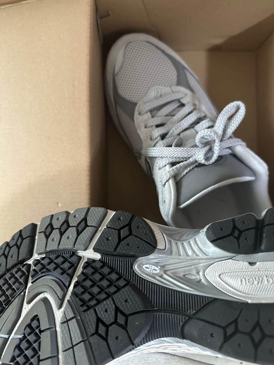 뉴발란스 2002r 그레이 270 상품이미지2