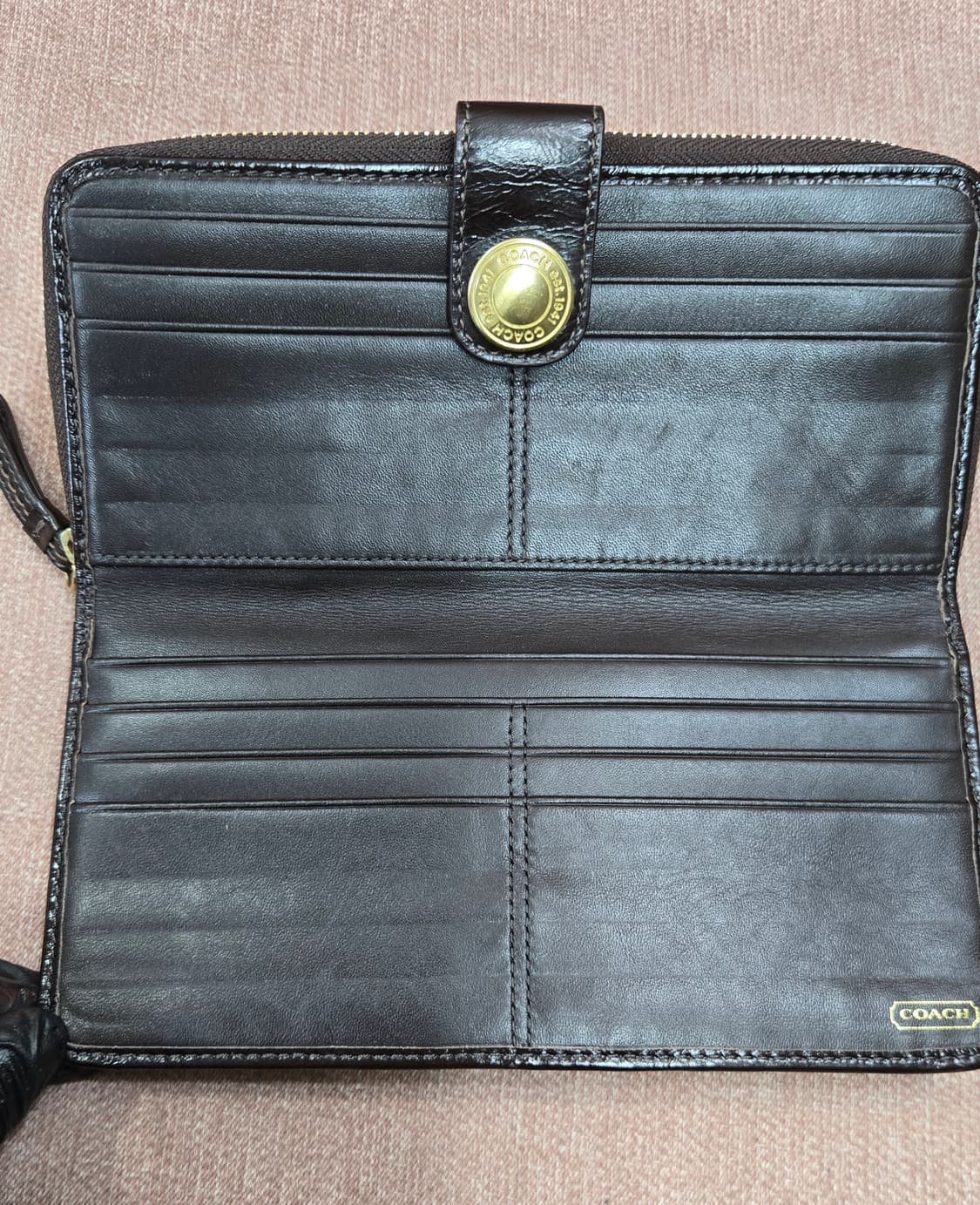 코치 여성용 지갑 브라운 클러치 지퍼와 버튼 상품이미지6