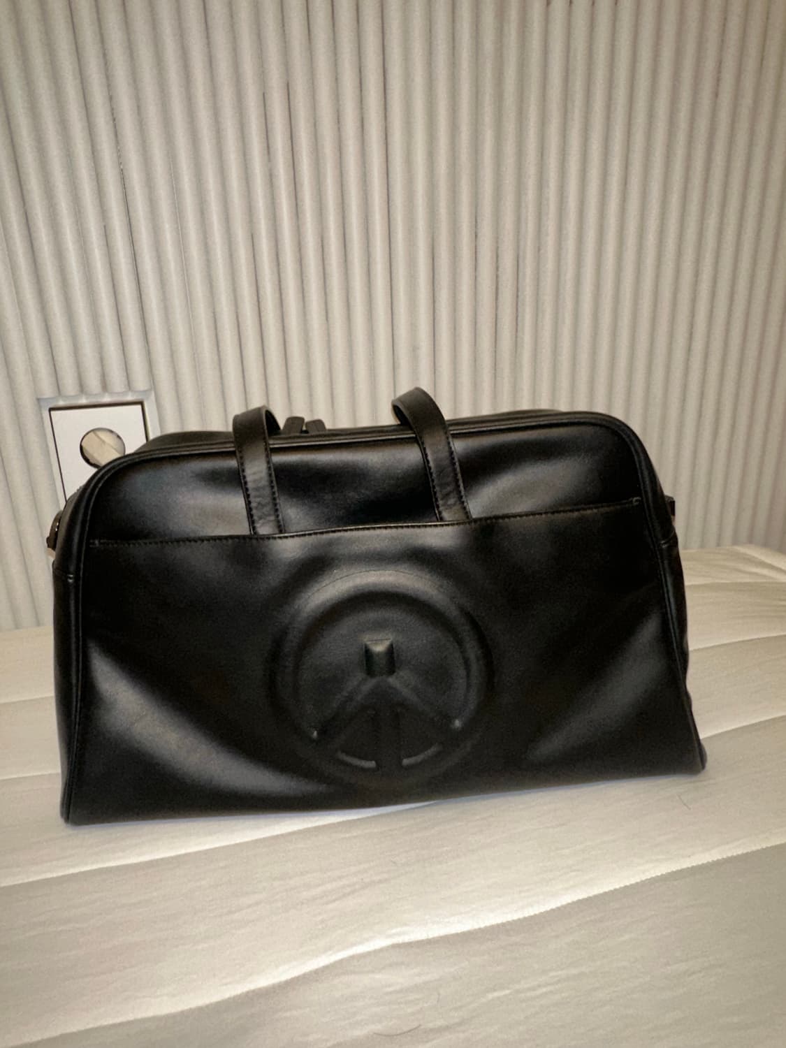 핍스 가죽 토트백 피지컬 에듀케이션 디파트먼트 상품이미지1