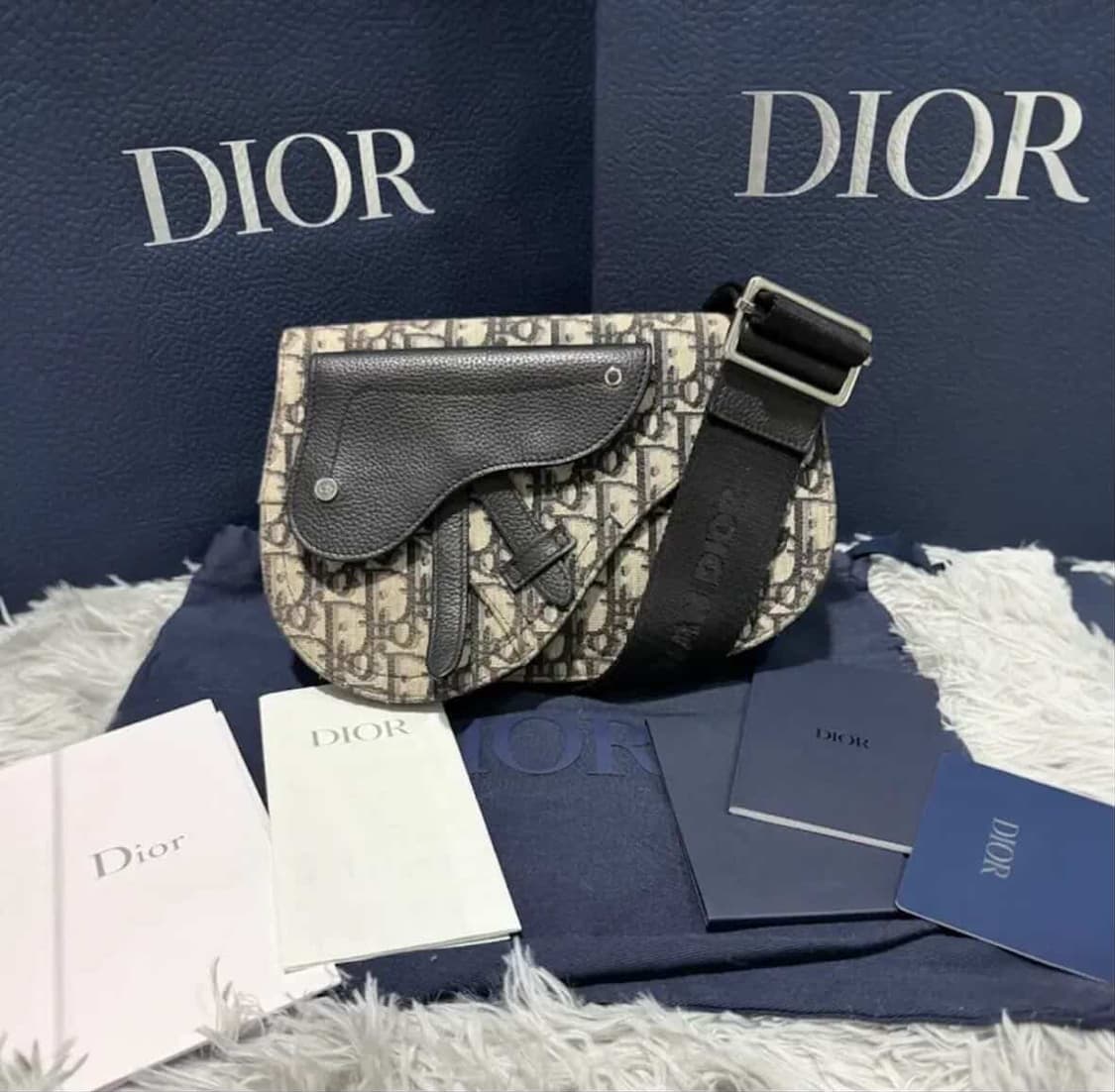 정품 디올 새들백 상품이미지2