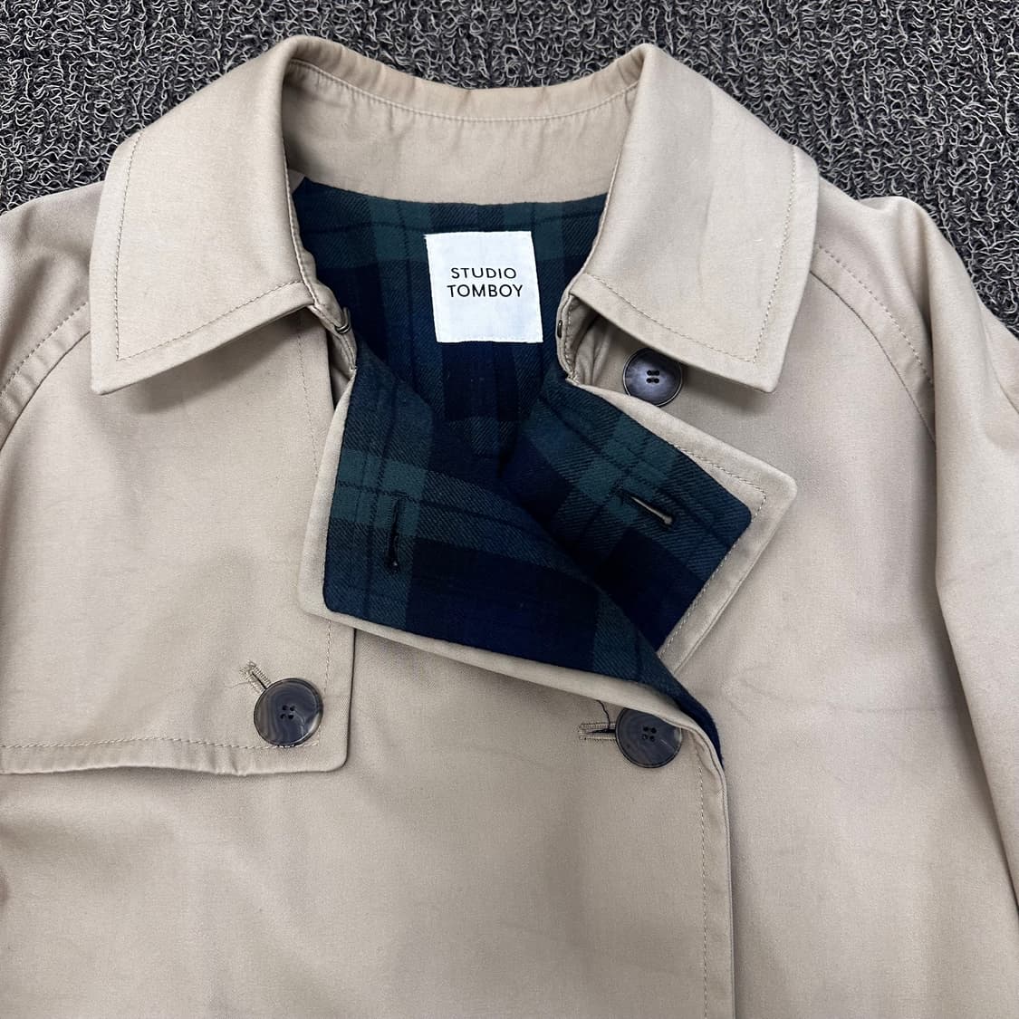 스튜디오 톰보이 여성 트렌치 코트 베이지 상품이미지3
