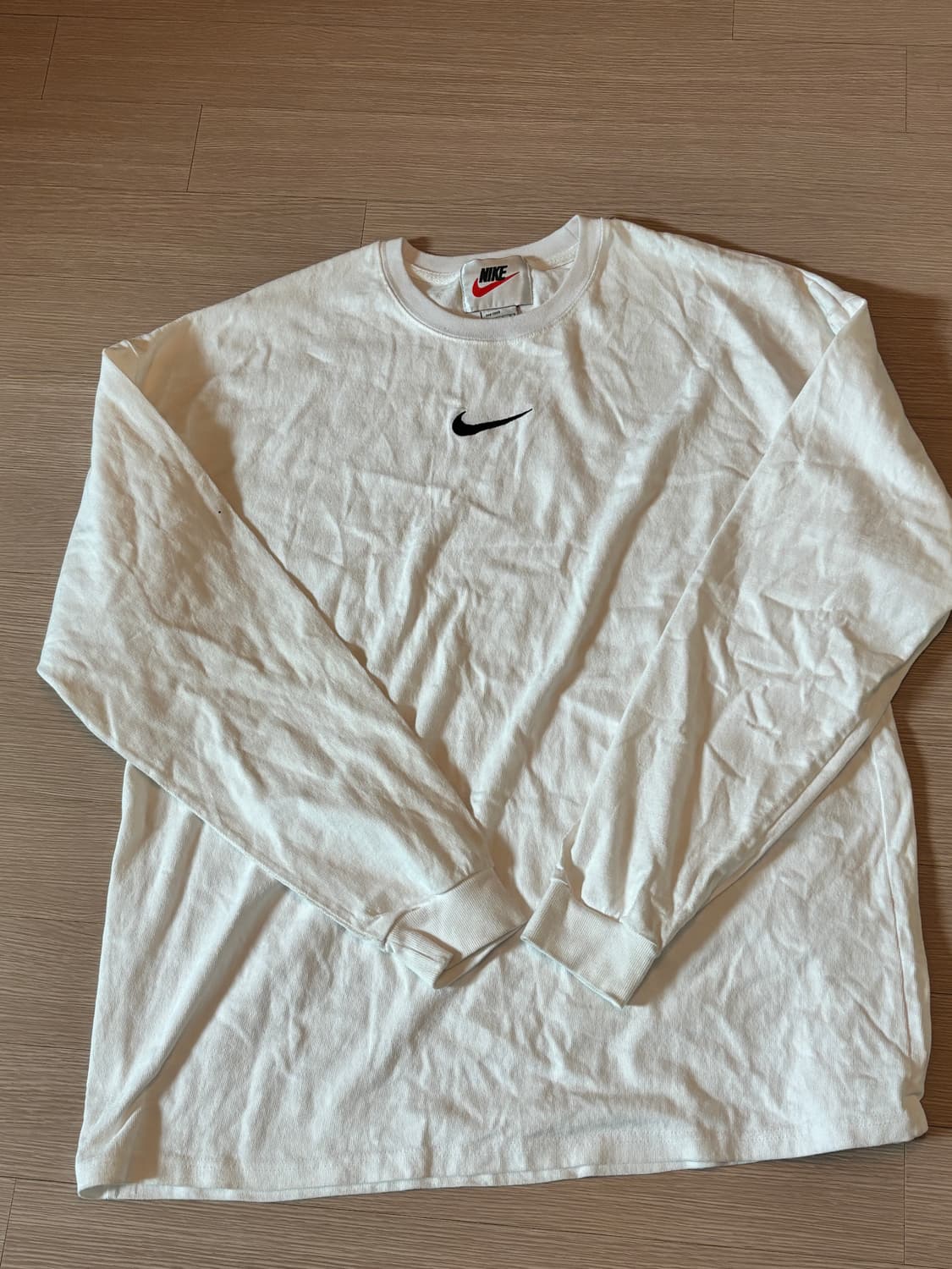 나이키 화이트 긴팔 티셔츠 (실착 xxl) 상품이미지1