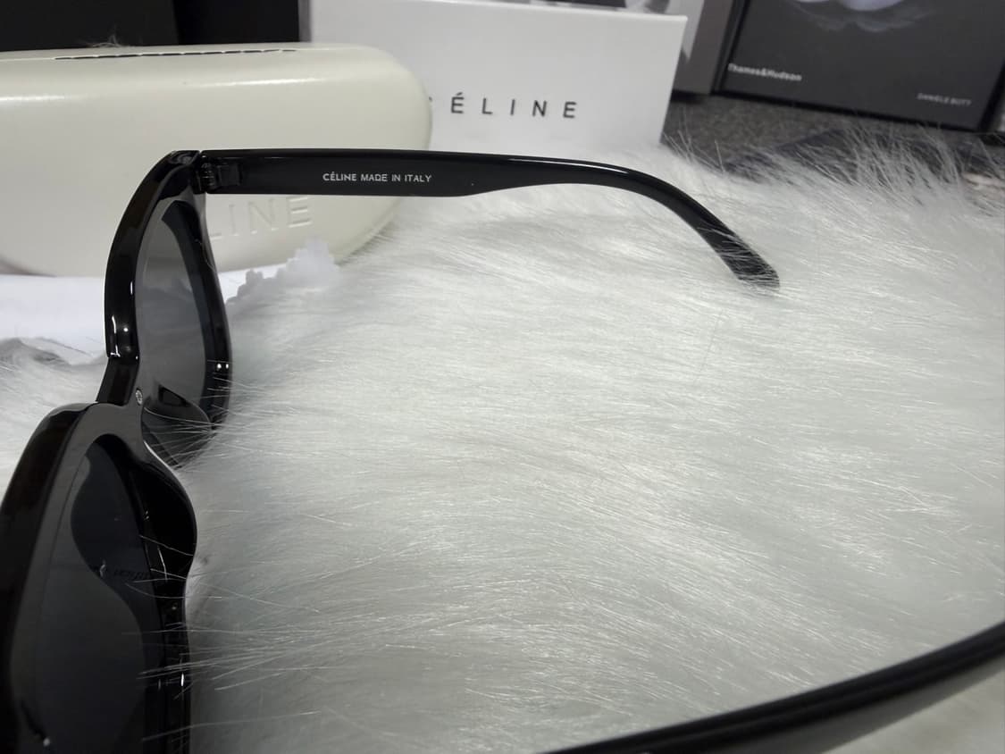 셀린느 트리옹페 이니셜 선글라스 블랙 (남여공용) 상품이미지6