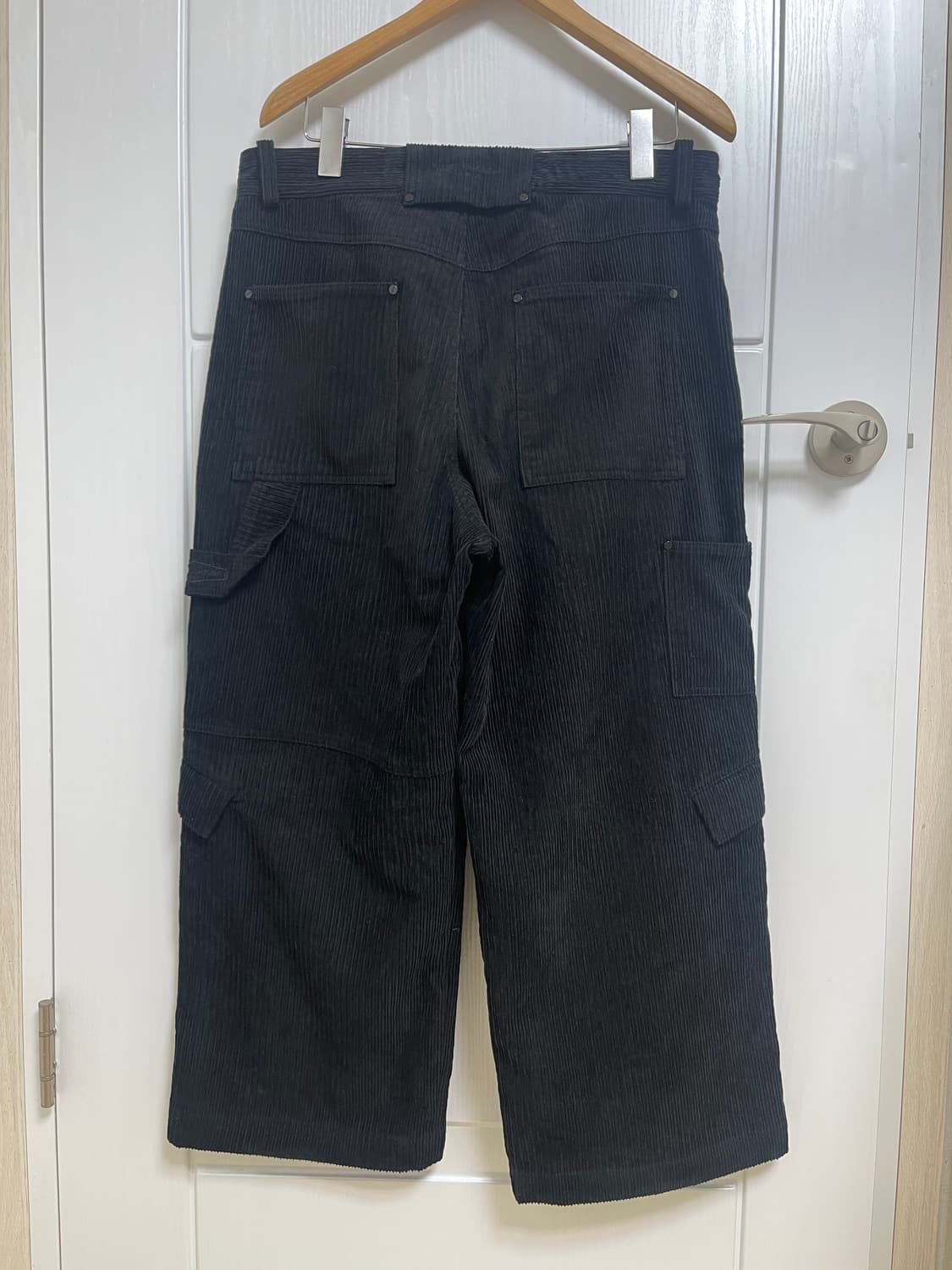 우영미 파리 코듀로이 카고 팬츠 블랙 50 상품이미지2