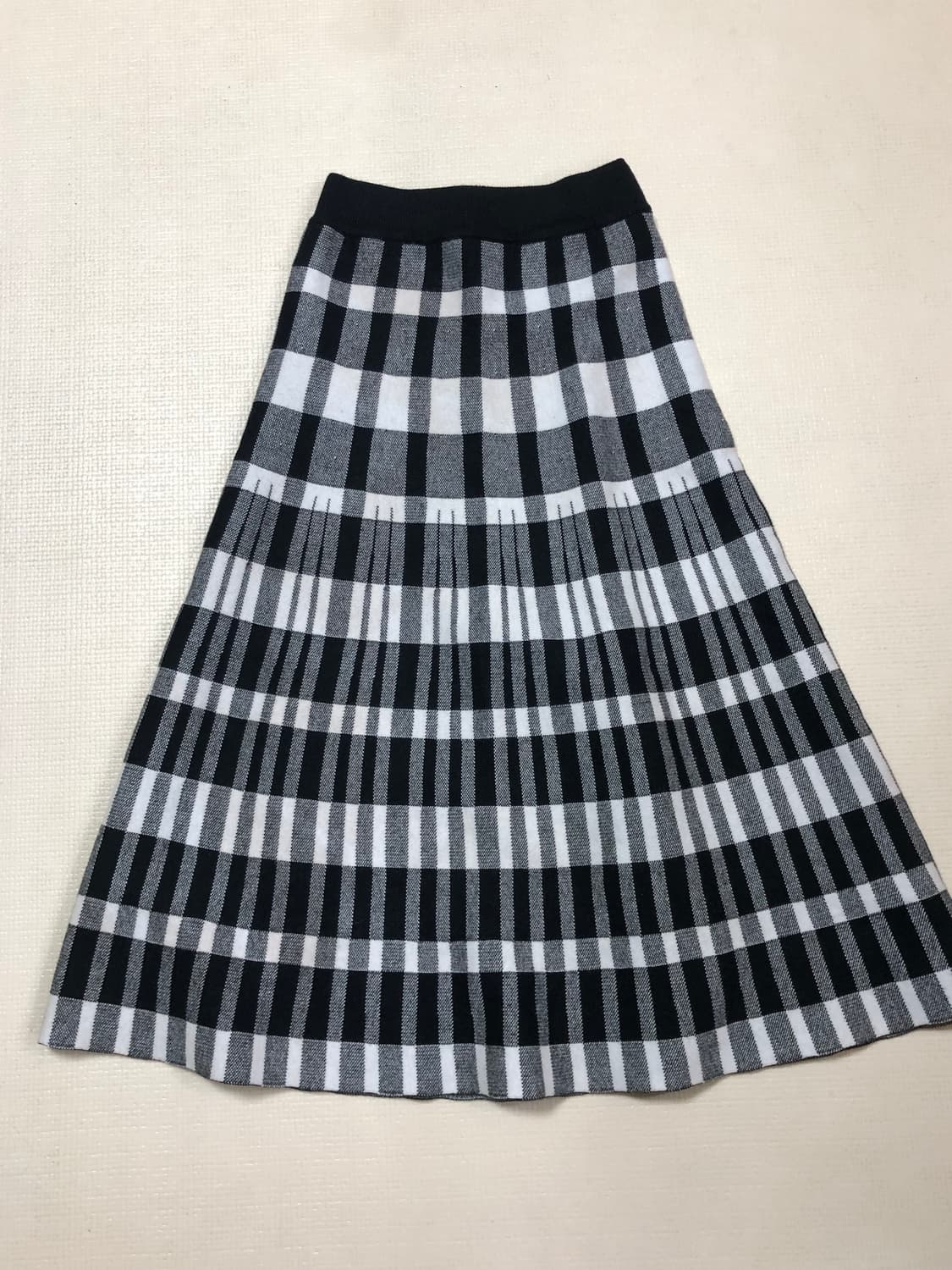 빈티지 블랙앤화이트 체크 롱 니트 스커트 상품이미지8