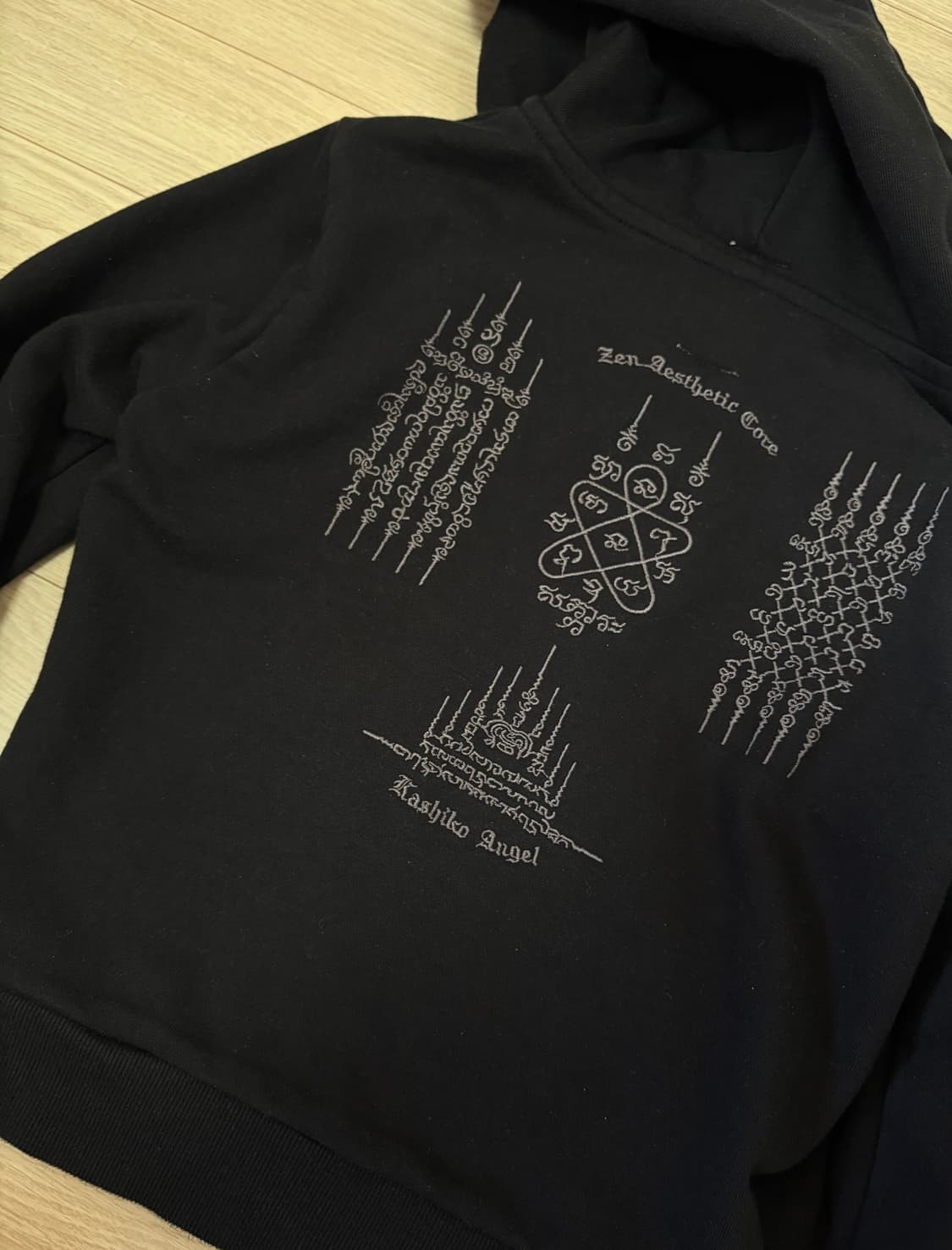 카시코 얀트라 슬림 후드집업 블랙 m 상품이미지4