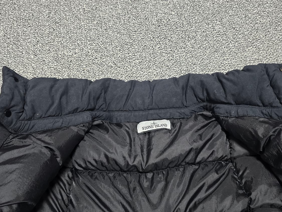 [S] 스톤아일랜드 크링클렙스 다운 패딩 블랙 상품이미지4
