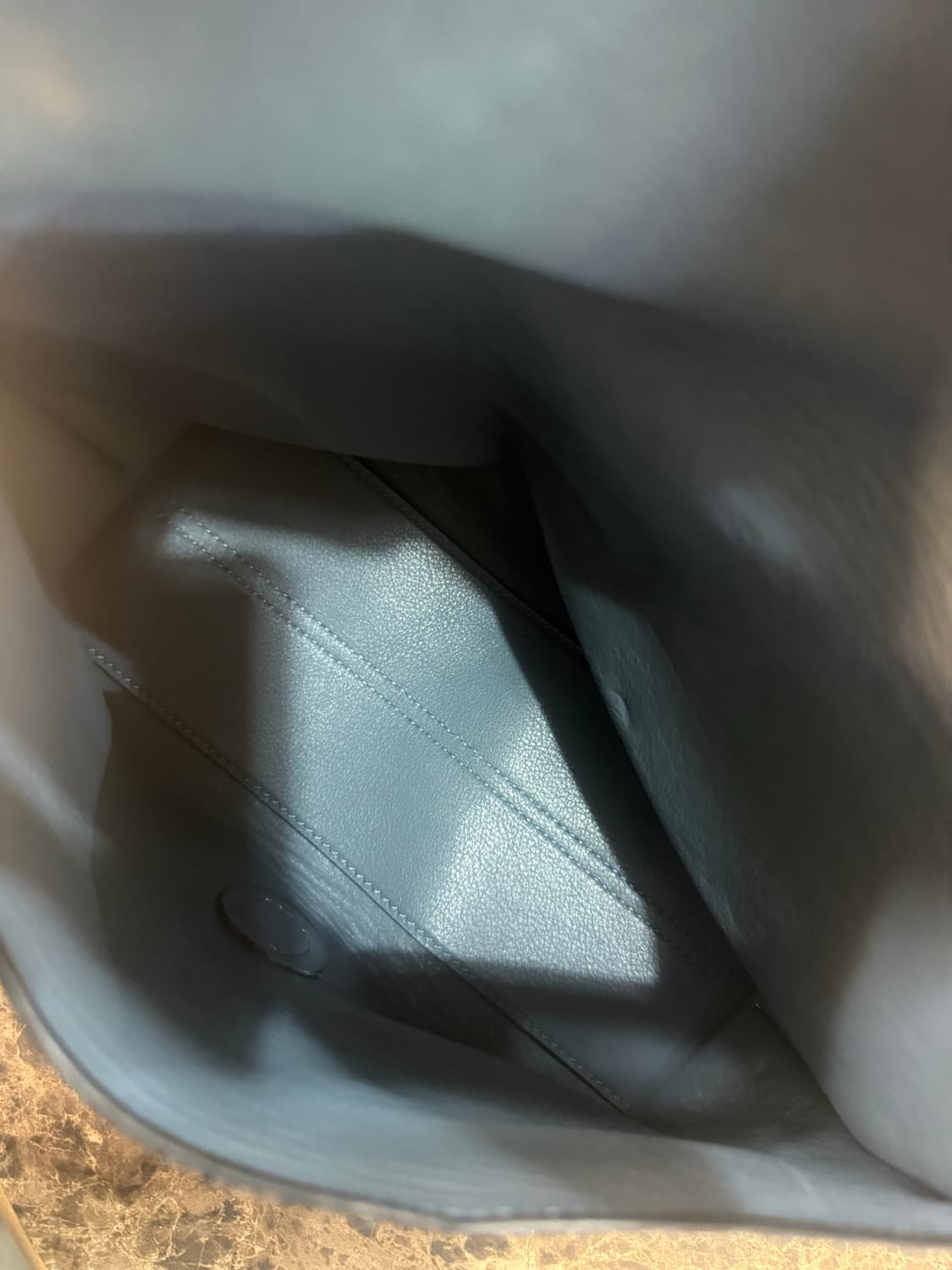 정품 로에베 애비뉴 애너그램 체인 숄더백 팝니다 상품이미지7