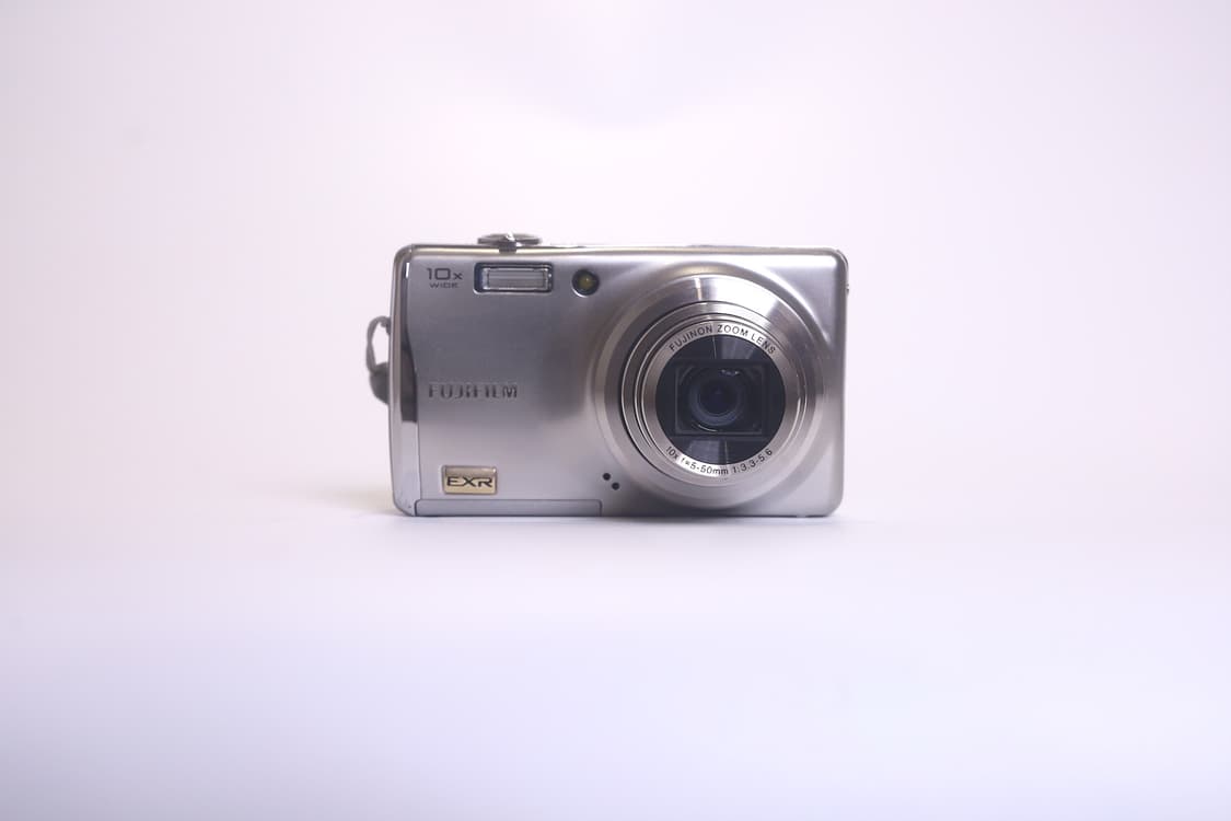 후지필름 파인픽스 F70 EXR 실버 (이체 시 2만원 할인) 상품이미지1