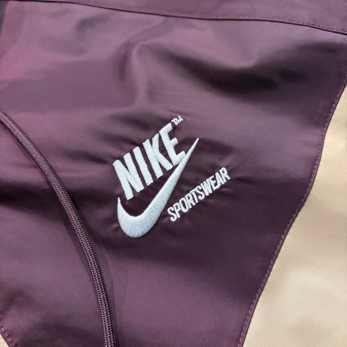 [L] 나이키 윈드러너 바람막이 자켓 파라슈트 베이지 D55 상품이미지4