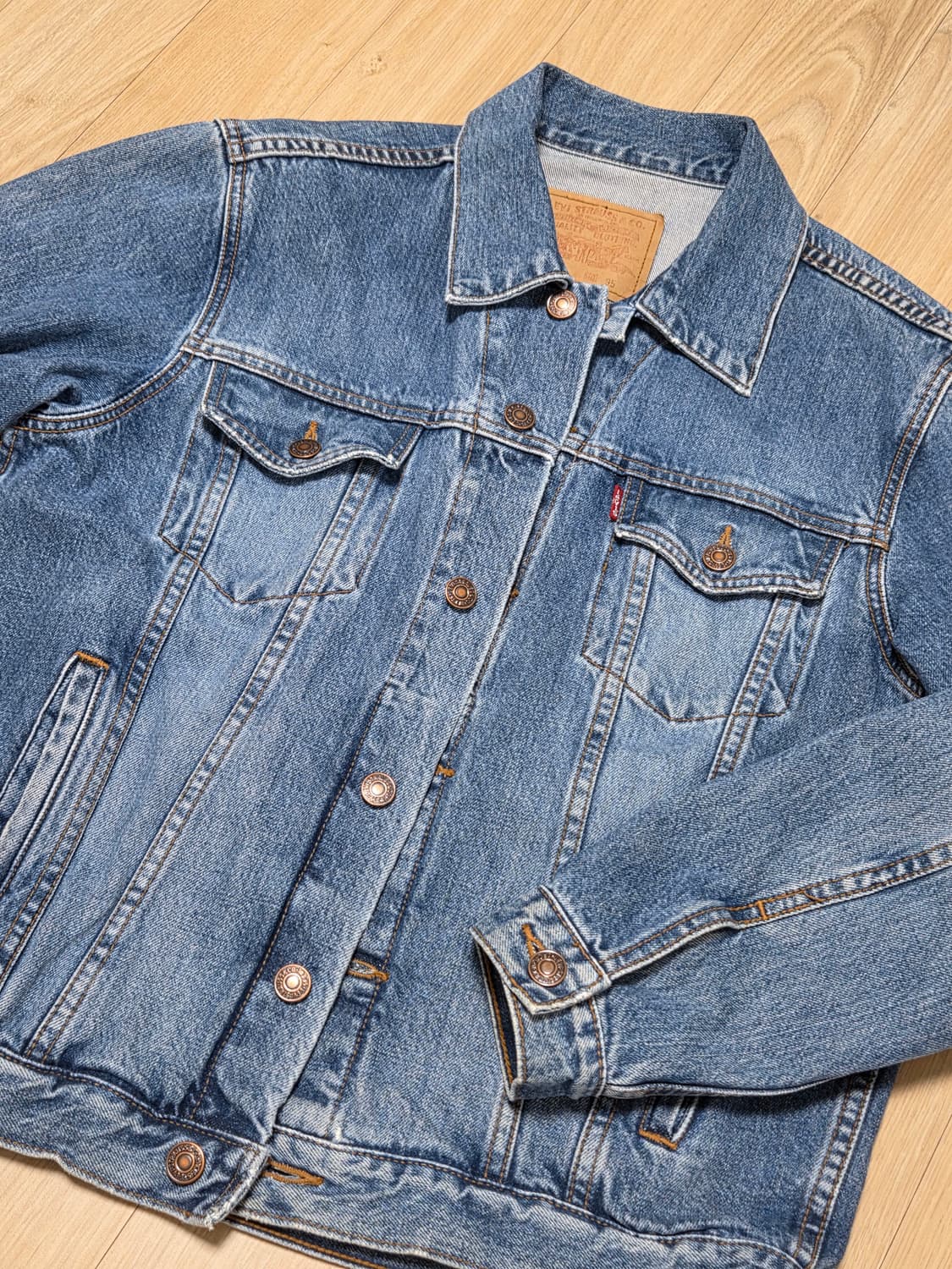 (무배)리바이스 청자켓 95 사이즈(남자M 여자L) 상품이미지1