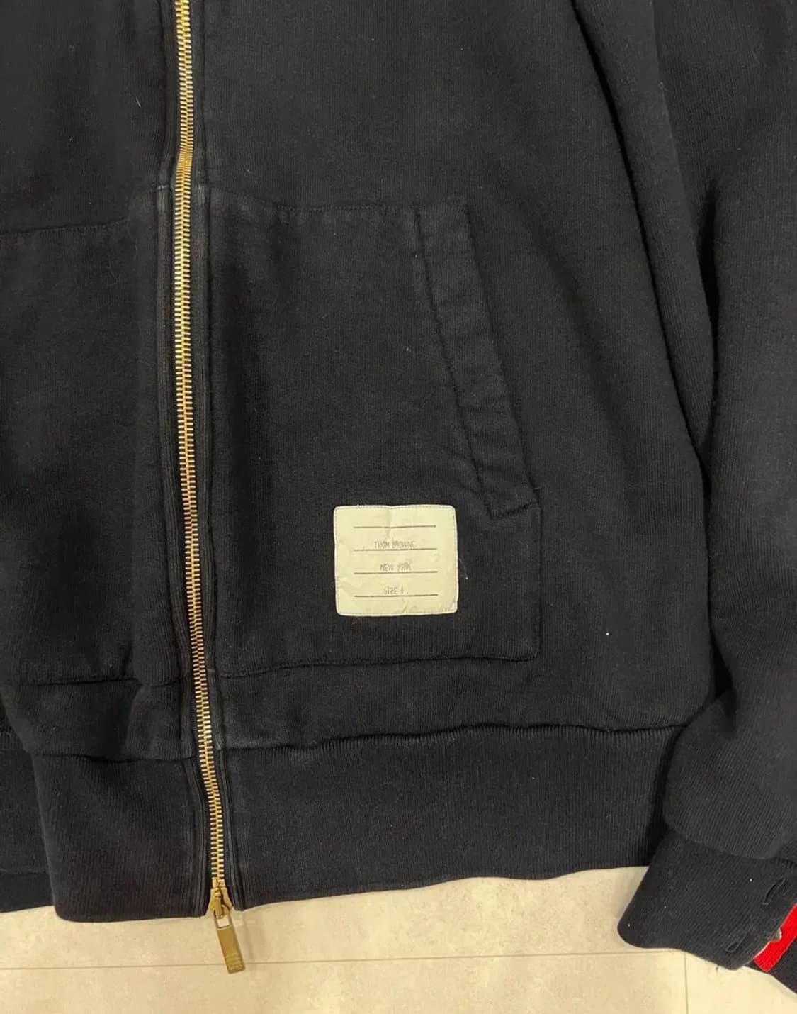 톰브라운 백삼선 후드집업 상품이미지4