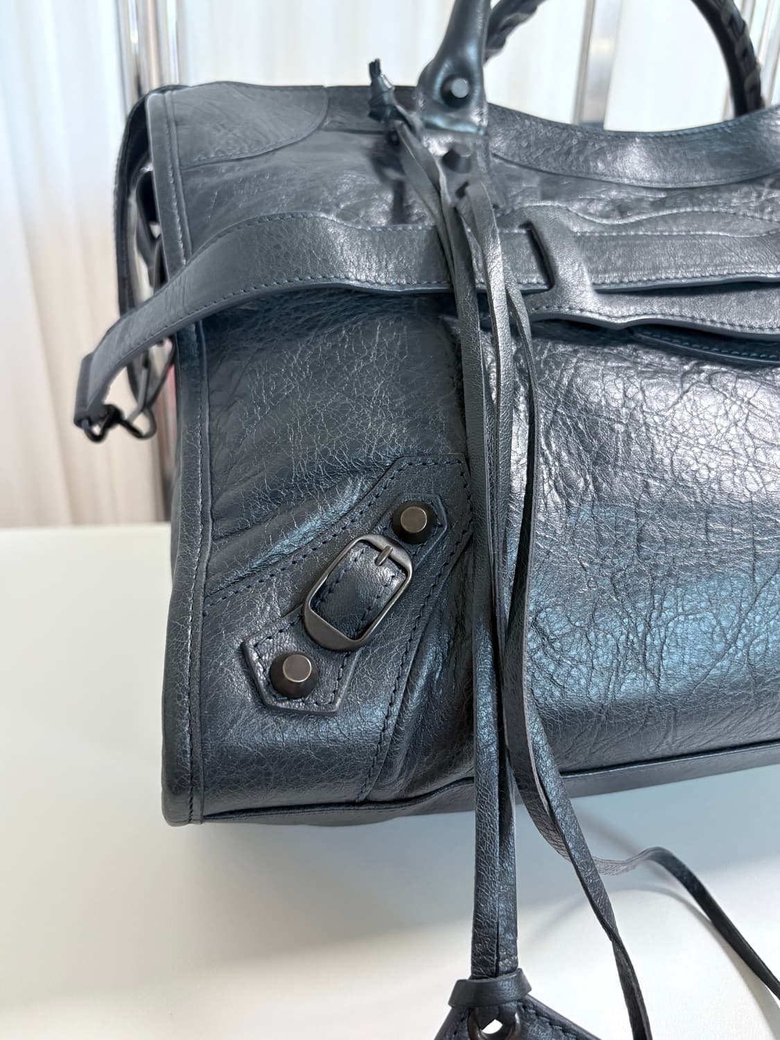 발렌시아가 시티 모터백 그레이 상품이미지5