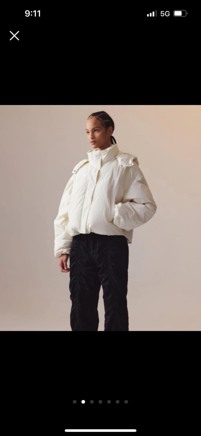 인사일런스 크롭 후디드 구스 다운 자켓 크림 상품이미지3