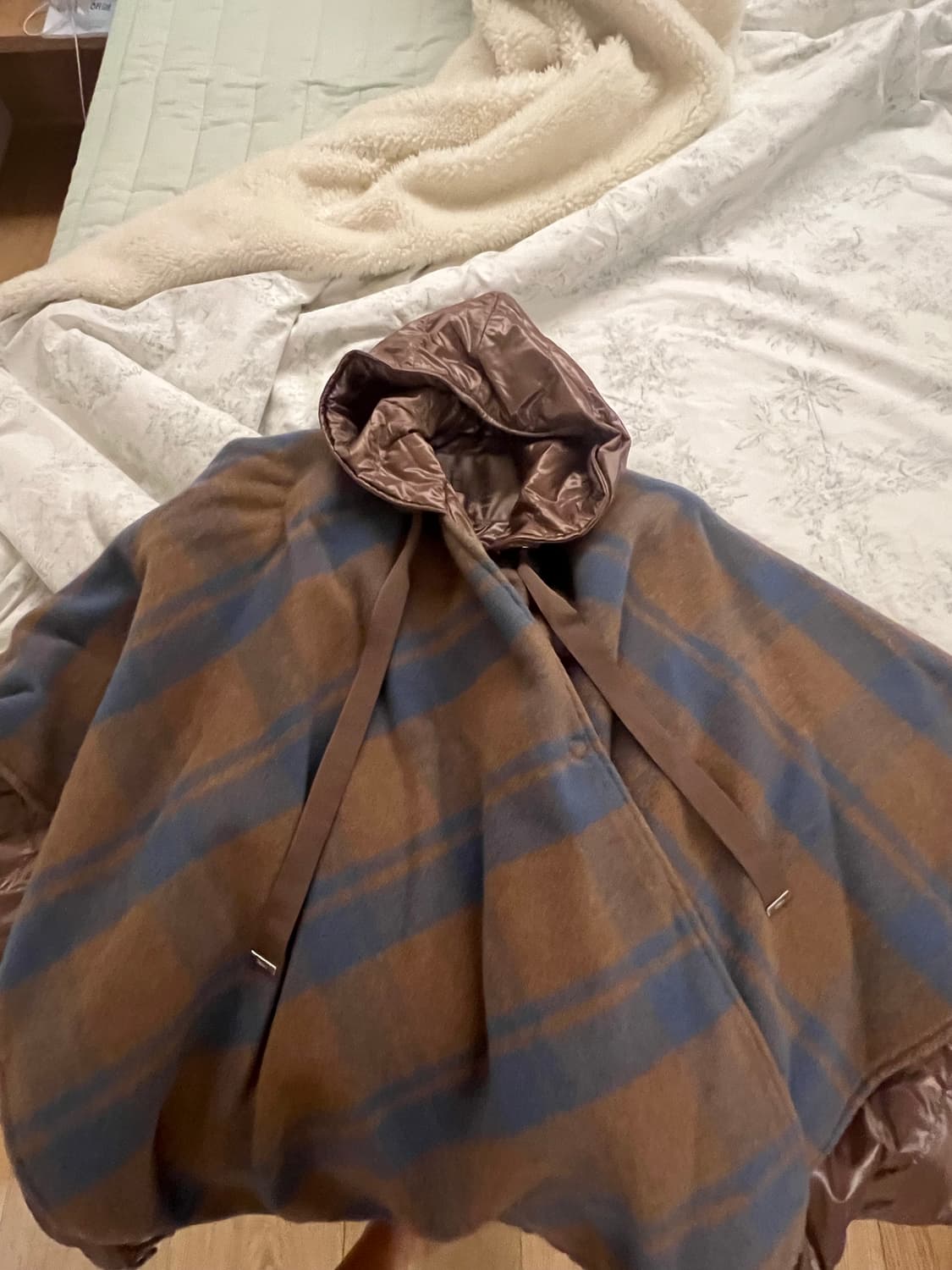 Herno 리조트 울 체크 케이프 패딩 상품이미지2