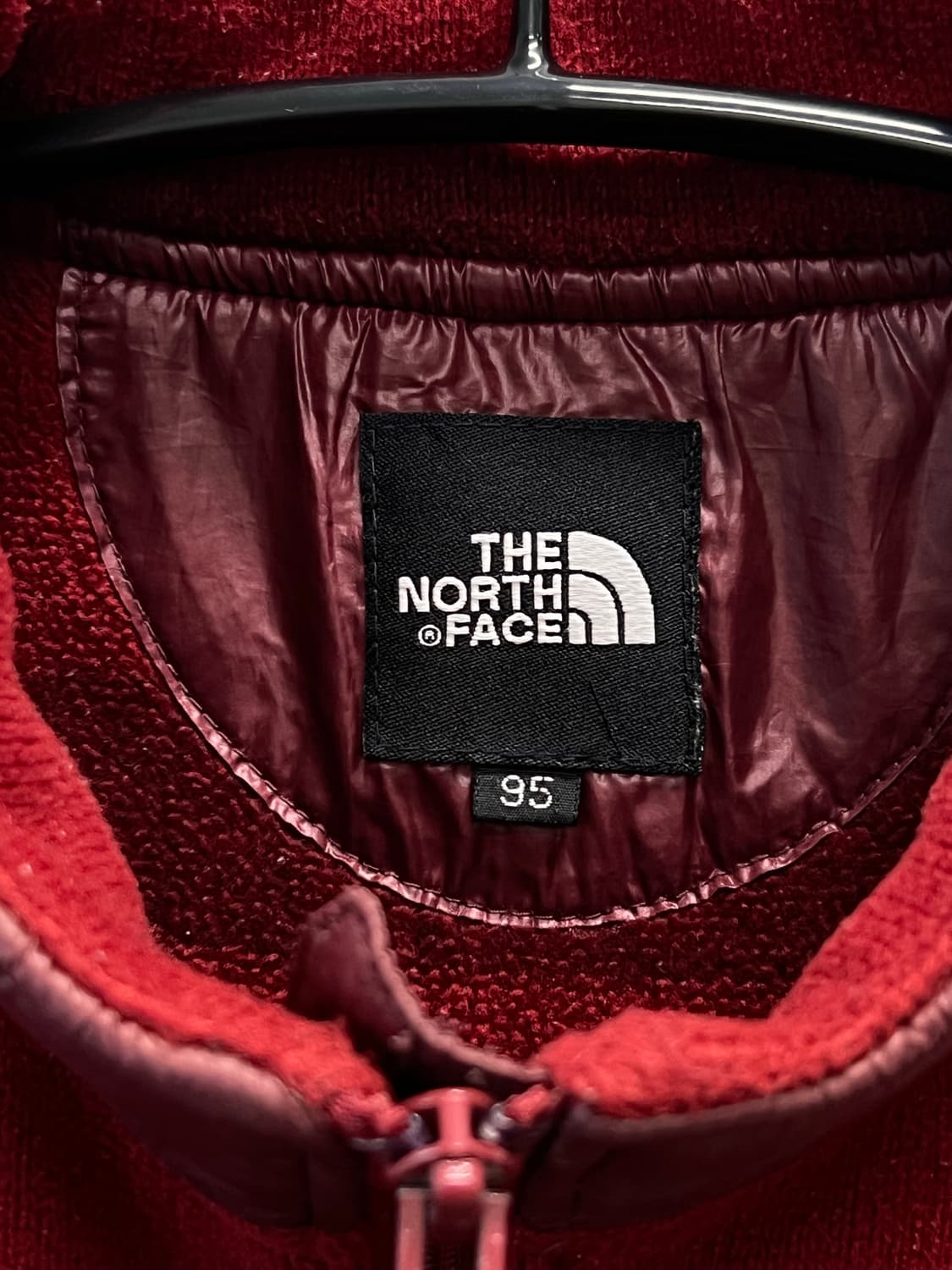 노스페이스 스트라이프 플리스 조끼 레드 상품이미지4