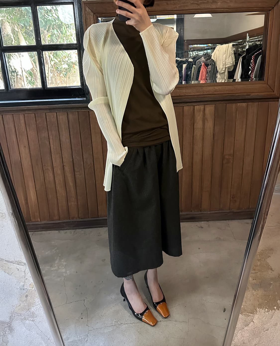 LUCK LUCA relaxed fit bermuda pants 상품이미지1