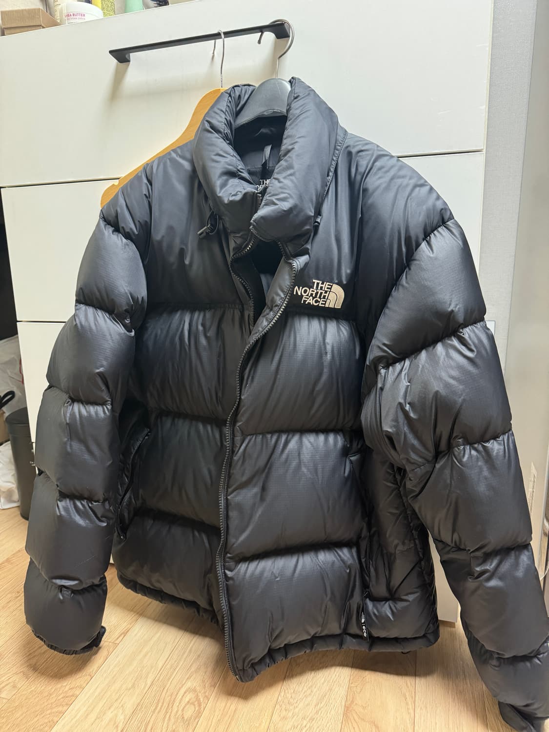 노스페이스 눕시 패딩 블랙 팝니다 L 사이즈 상품이미지1