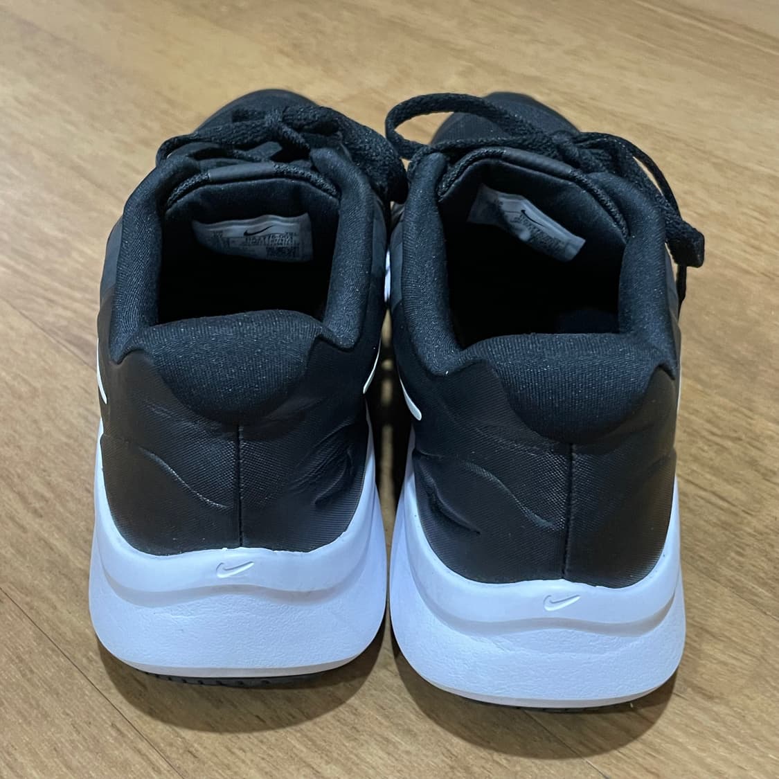 나이키 스타 러너 240 상품이미지4