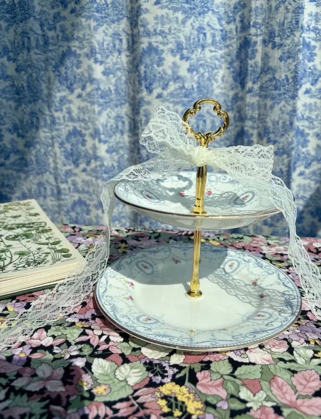 [레어]1910s 올드 쉘리 8415패턴  2단 케이크스탠드 상품이미지1