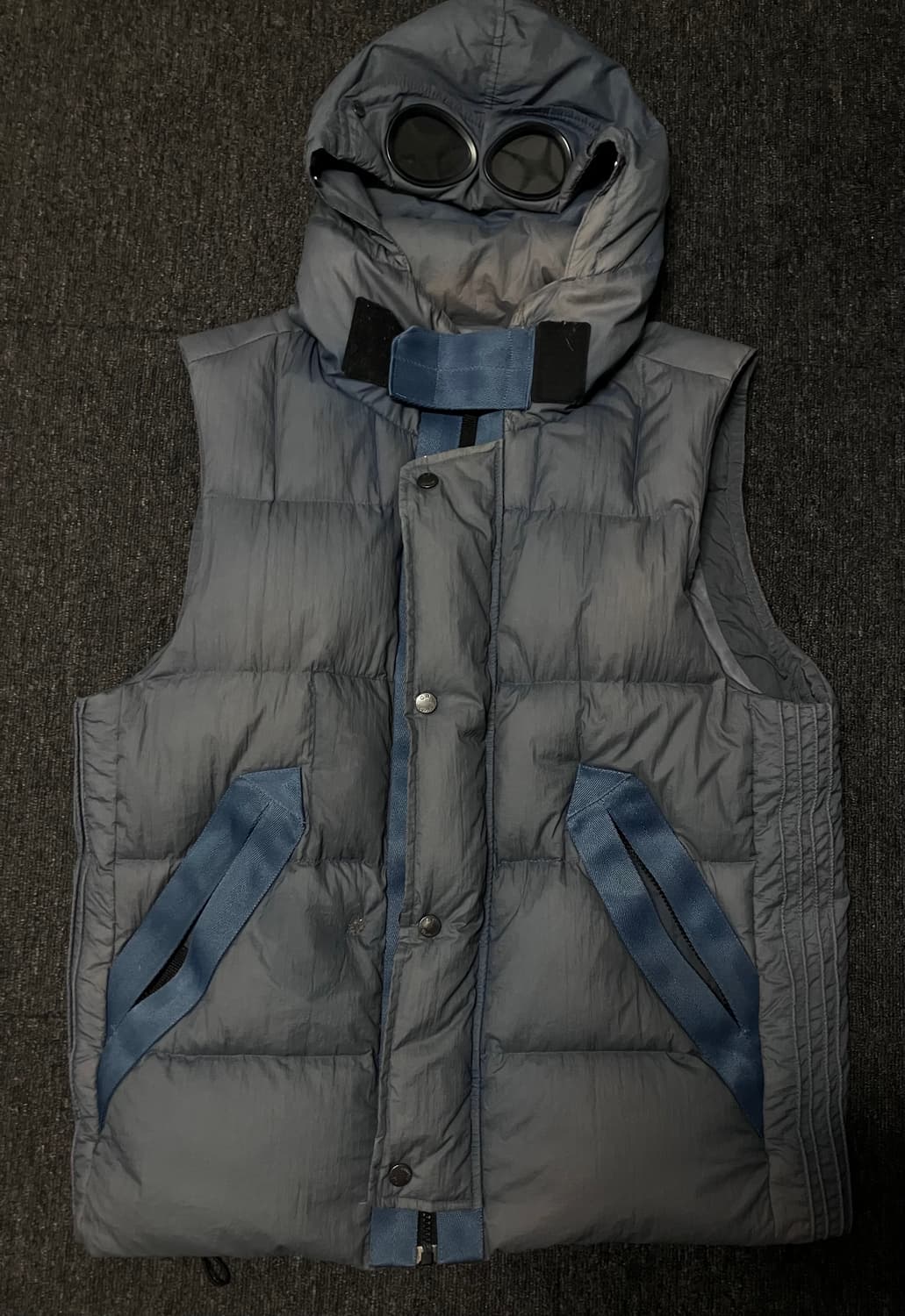 CP컴퍼니 패딩조끼 블루 상품이미지3