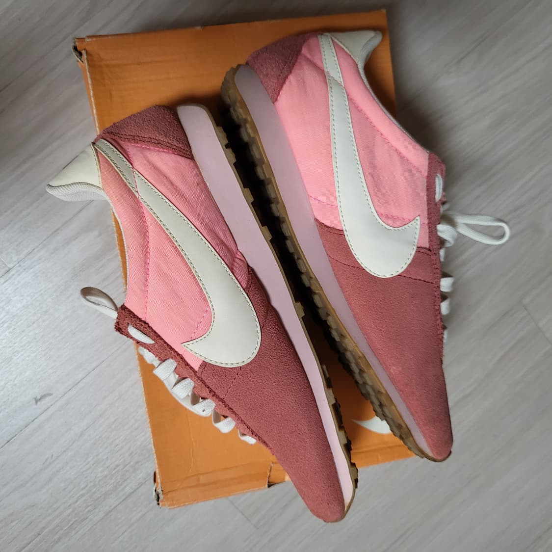 나이키 빈티지 프리 몬트리올 레이서(240) 상품이미지2