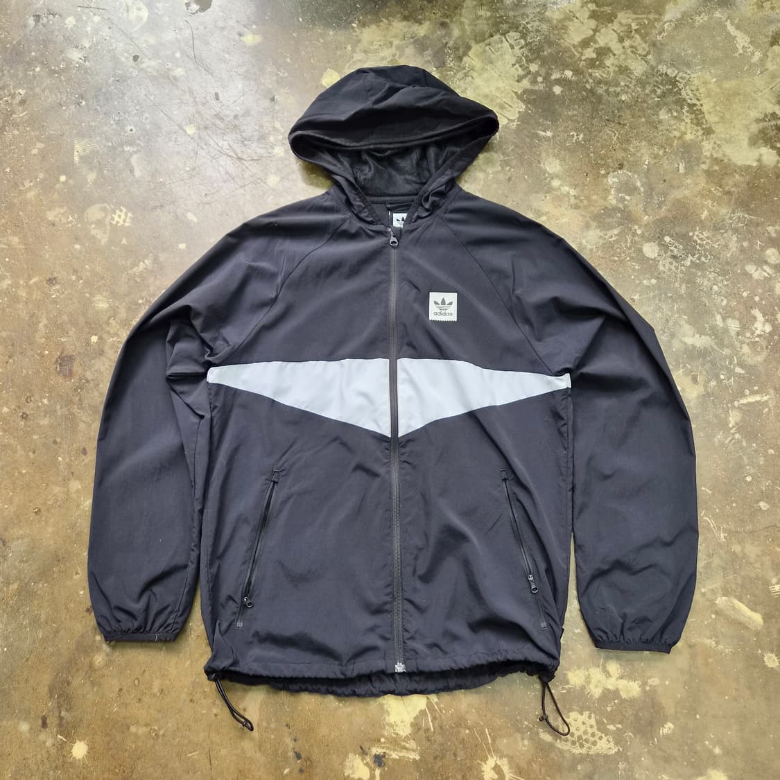 L) 아디다스 바람막이 방풍자켓 런닝 방풍자켓 상품이미지2